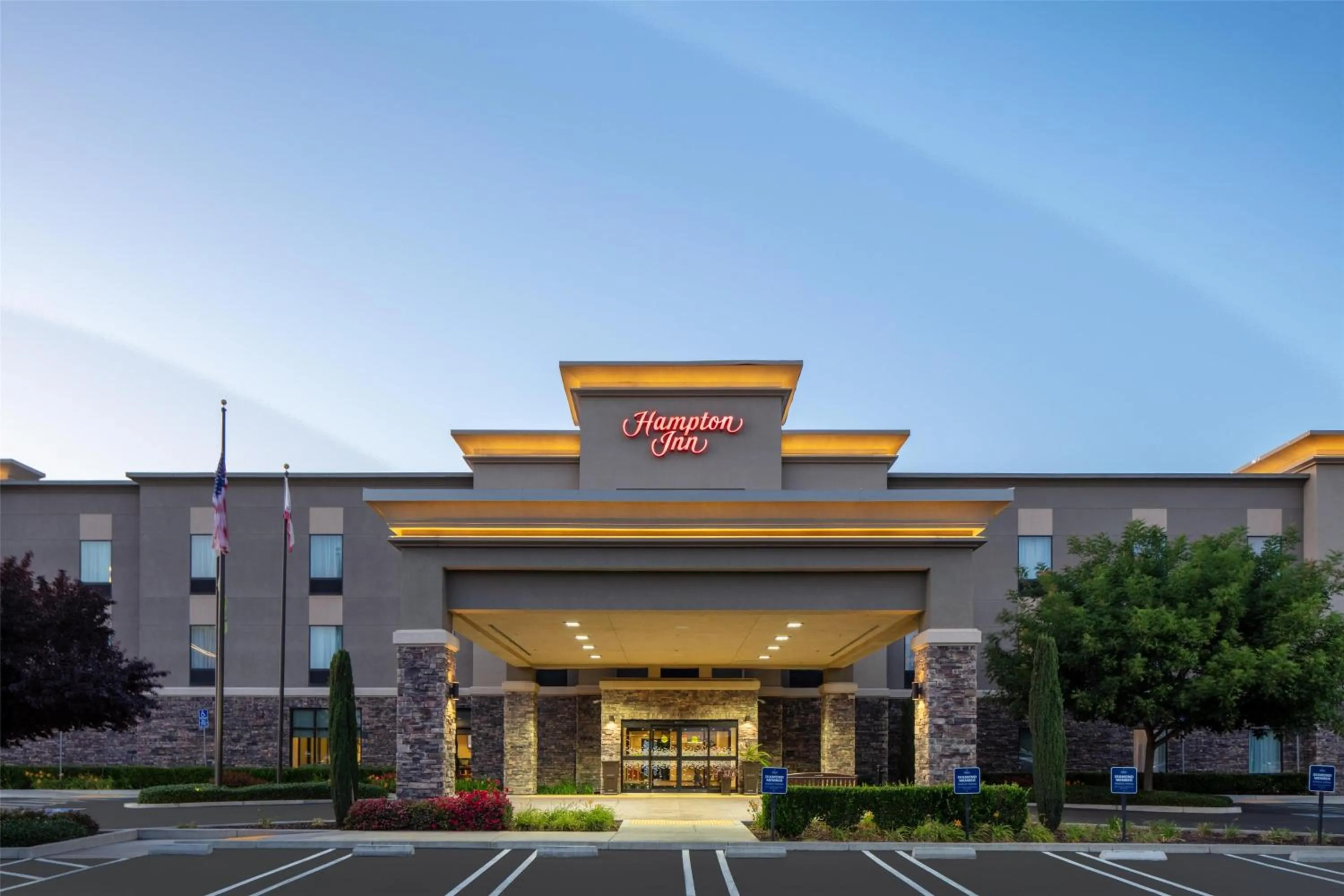 Property building in Hampton Inn by Hilton Turlock