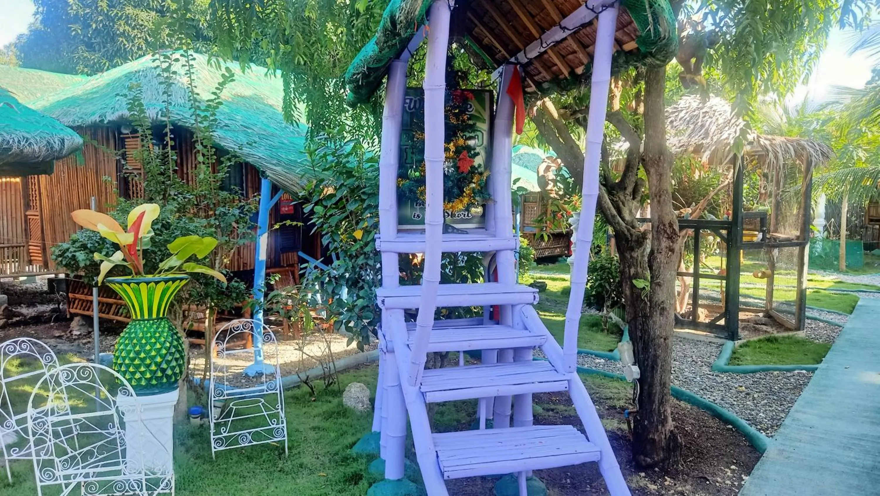 Moalboal Bamboo Guest House