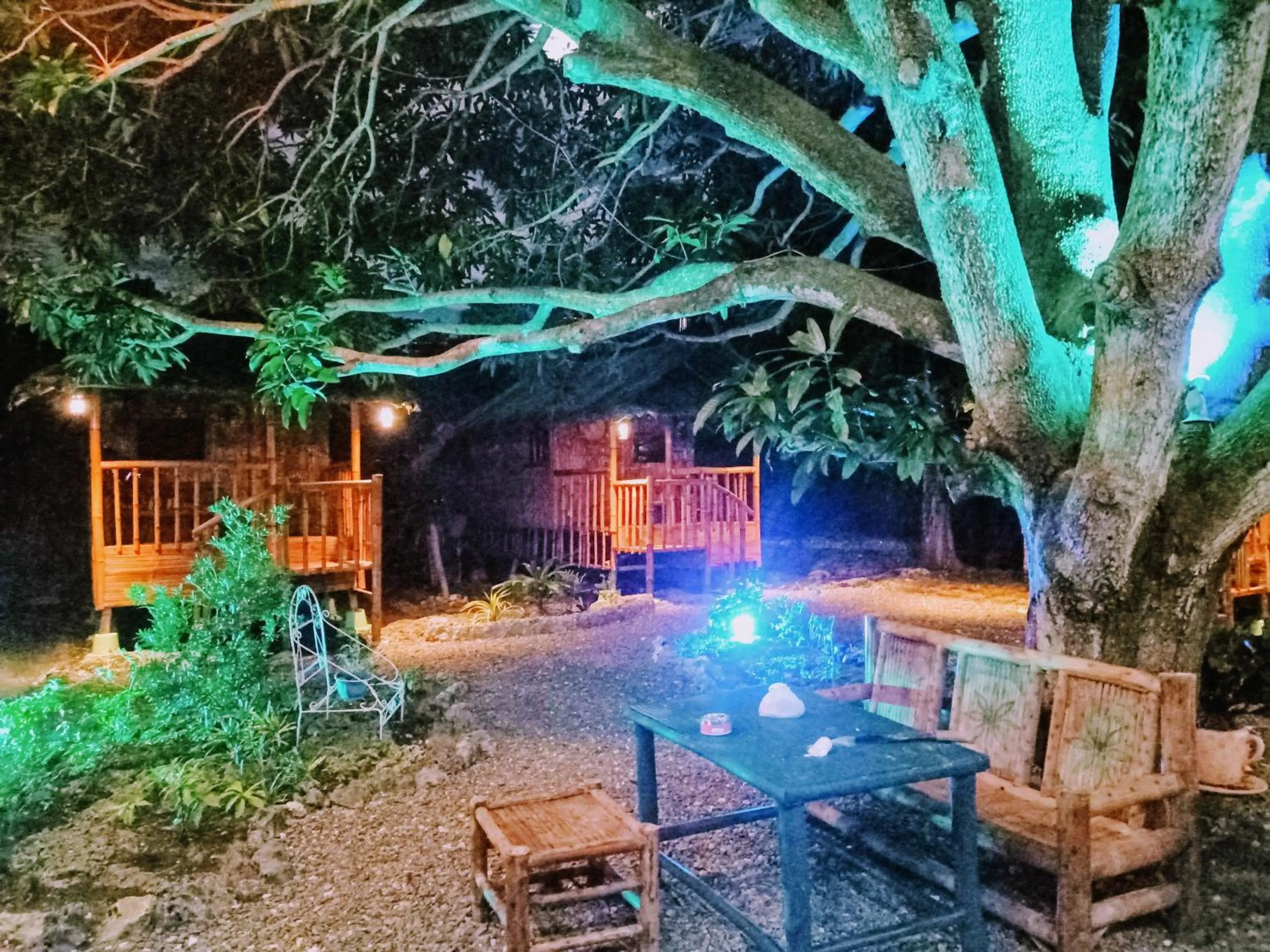 Moalboal Bamboo Guest House