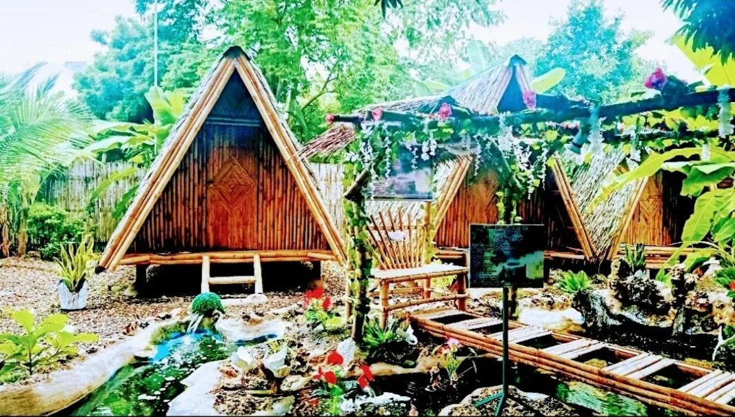 Moalboal Bamboo Guest House