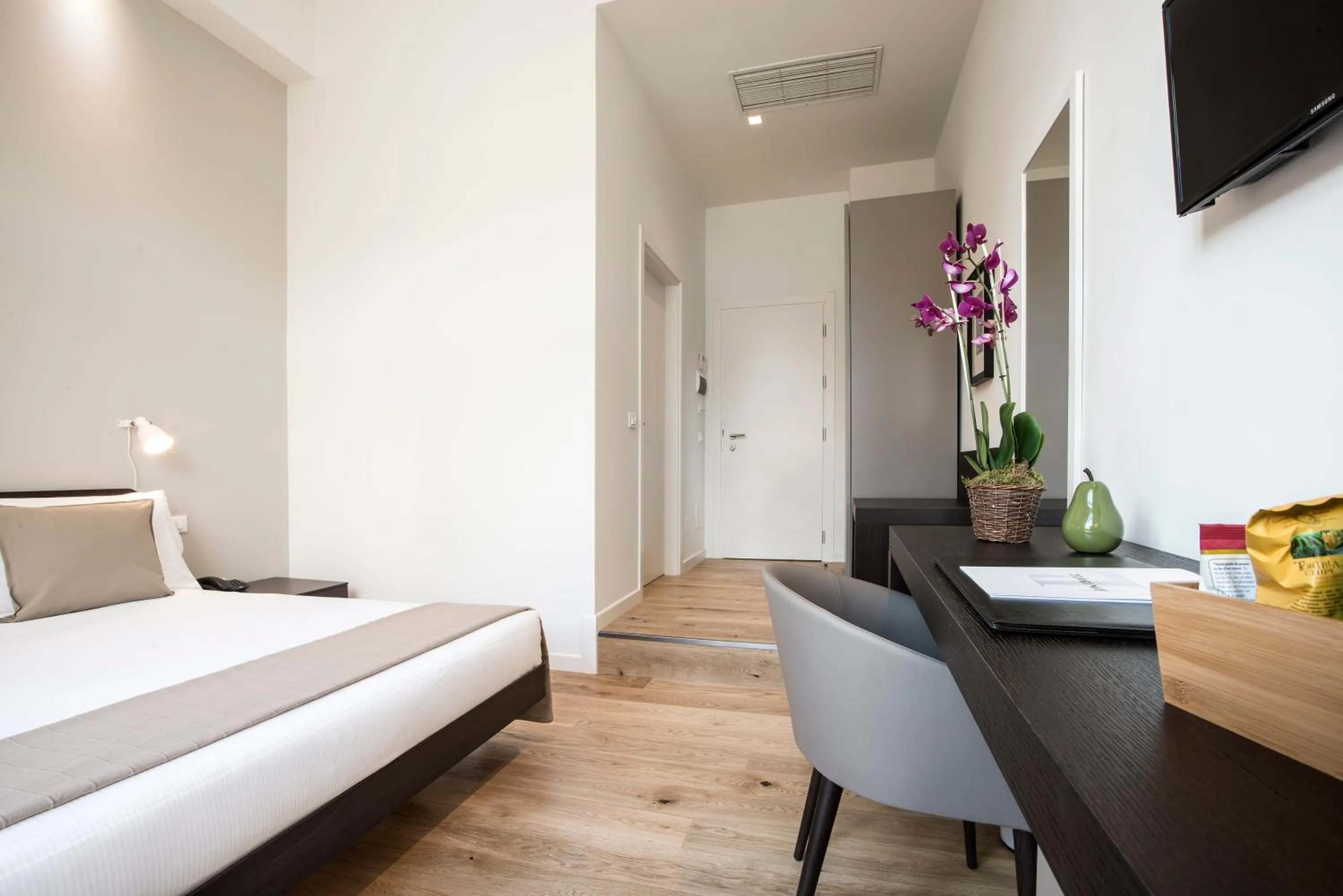 Bedroom, Bed in 7Florence