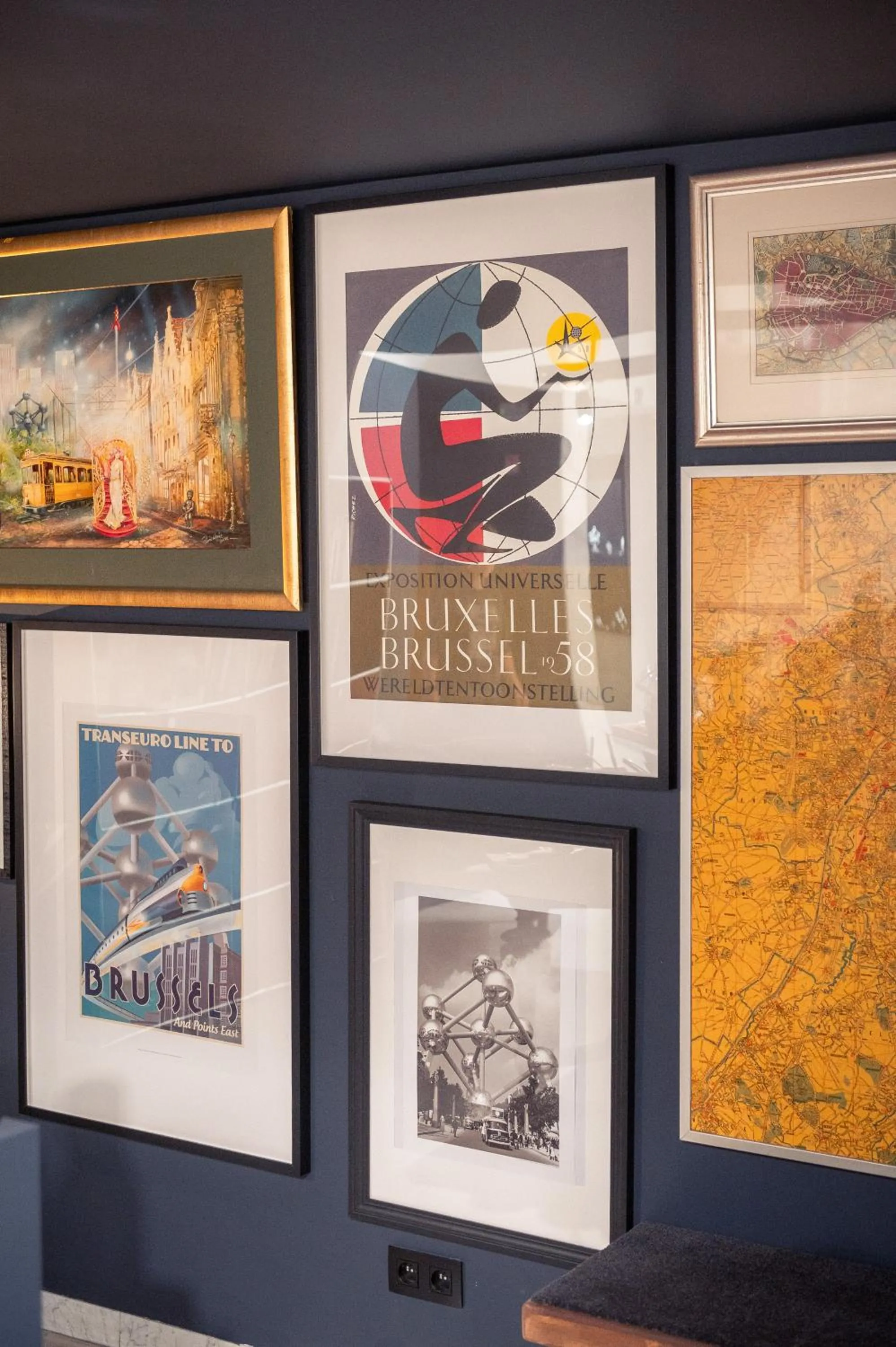 Decorative detail in Hotel Queen Anne