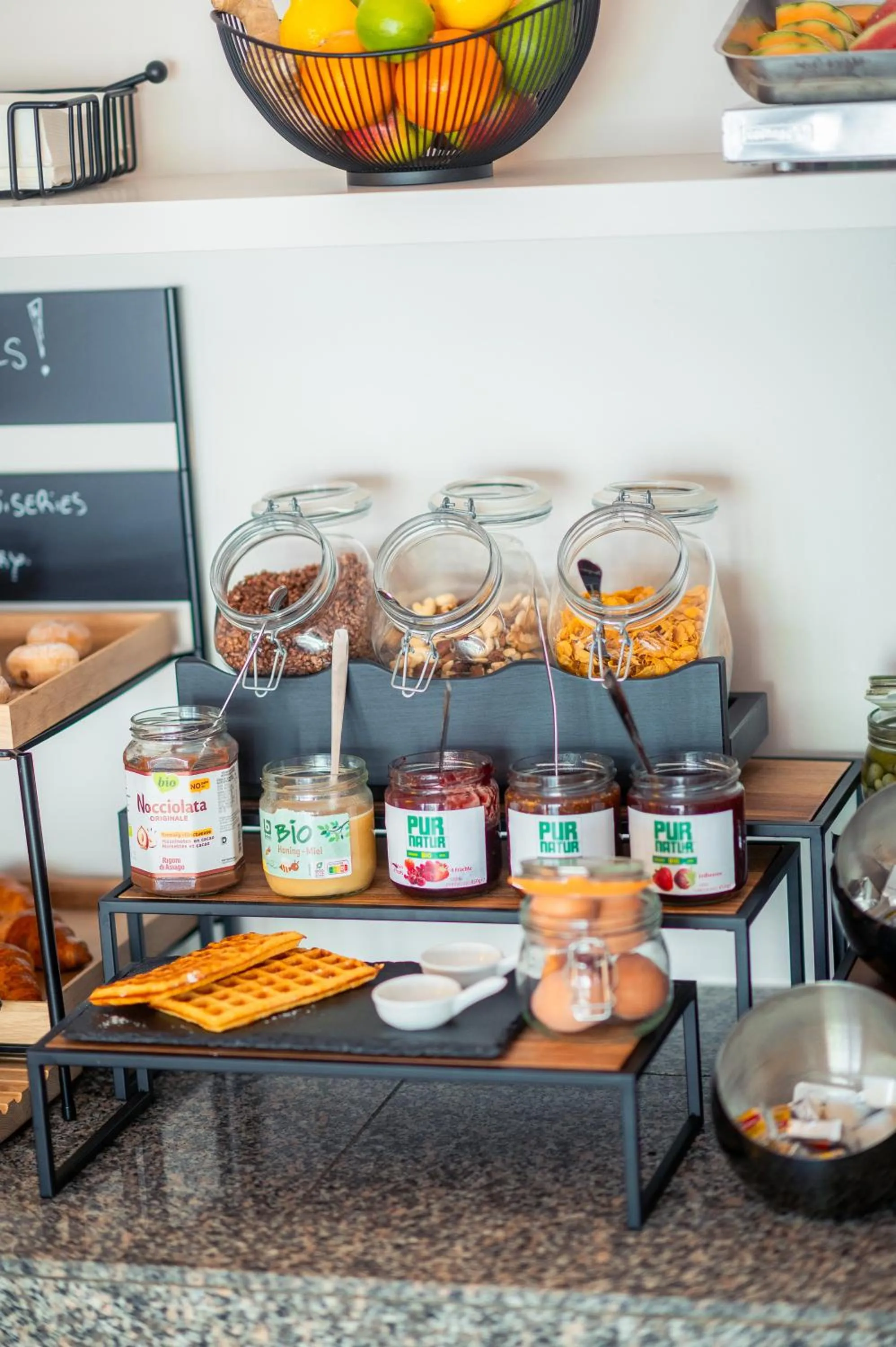 Buffet breakfast in Hotel Queen Anne