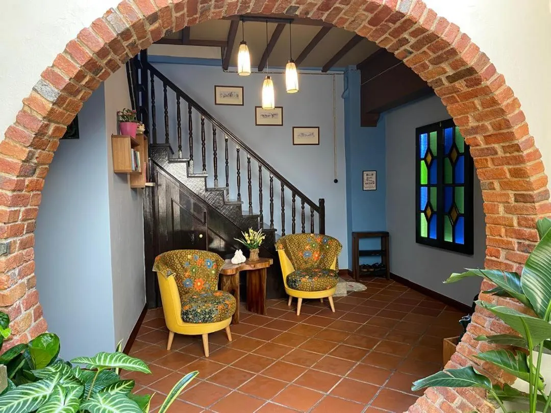 Seating area in ke-lan-tan House