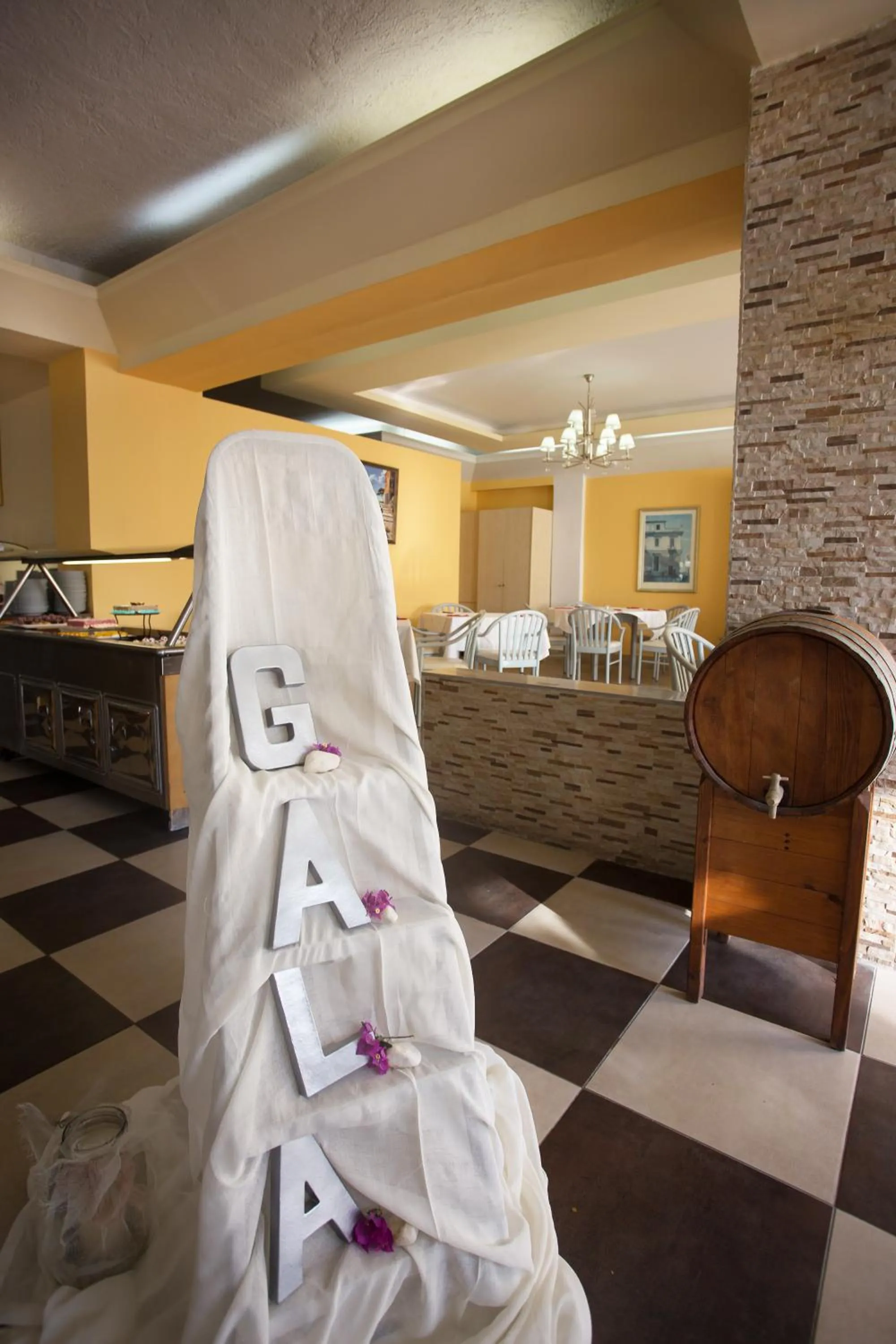 Restaurant/places to eat in Eurovillage Achilleas Hotel