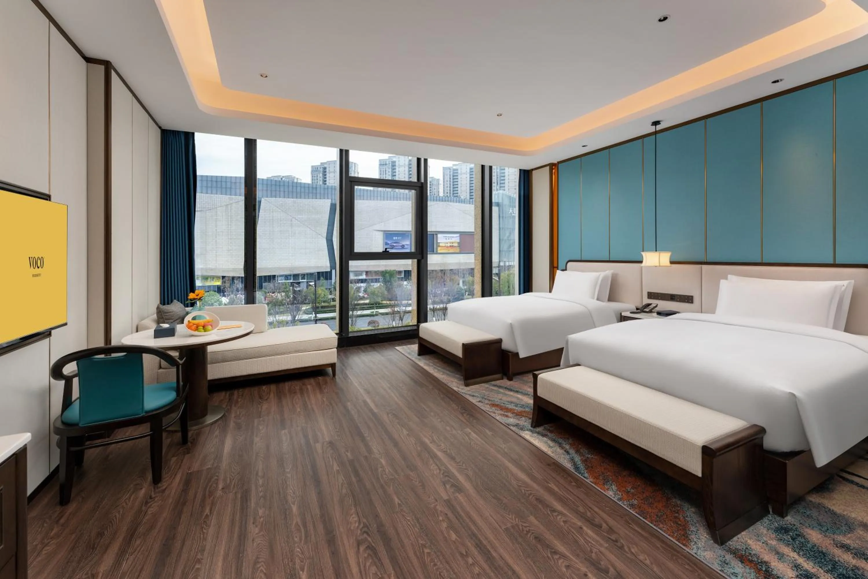 Photo of the whole room, Bed in voco - Hangzhou Binjiang Minghao by IHG