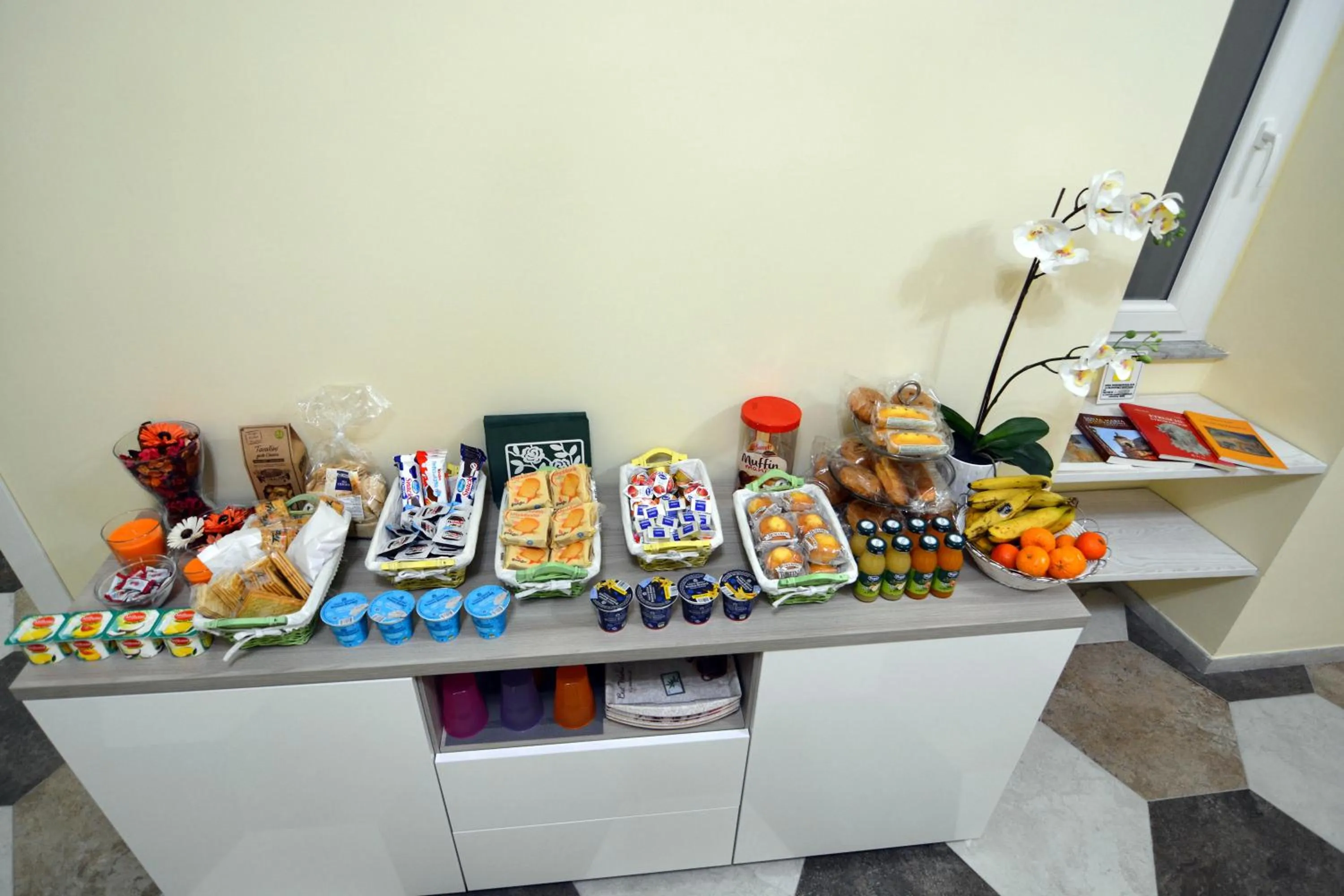 Food and drinks in Residence Stendhal Guest House