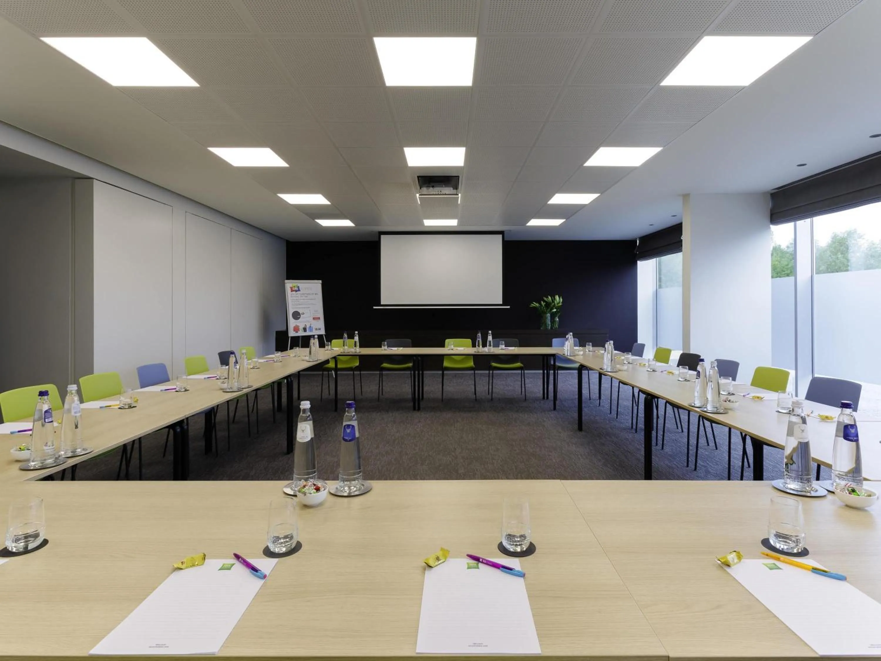 Meeting/conference room in ibis Styles Kortrijk Expo