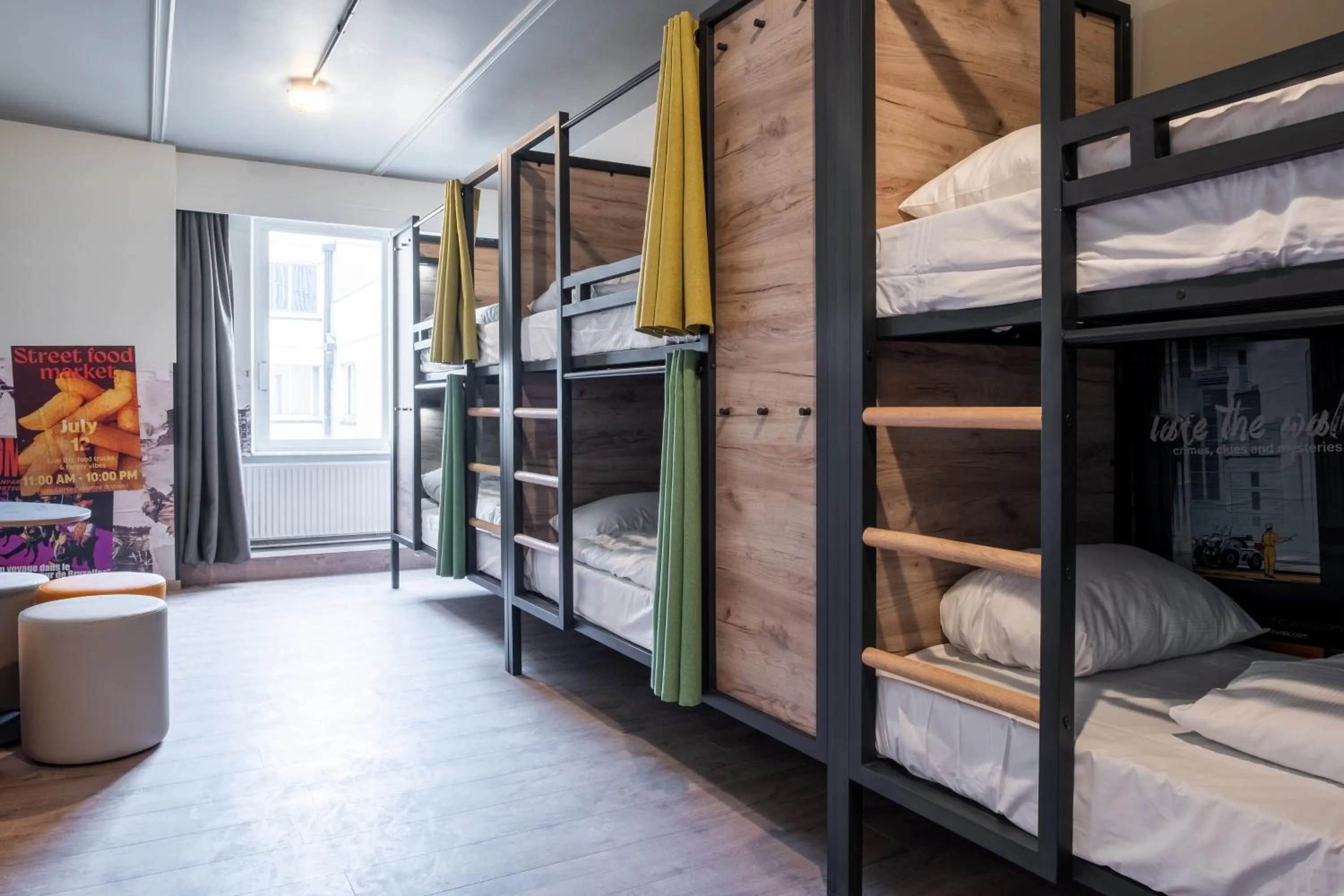 bunk bed, Bed in a&o Brussel Centrum