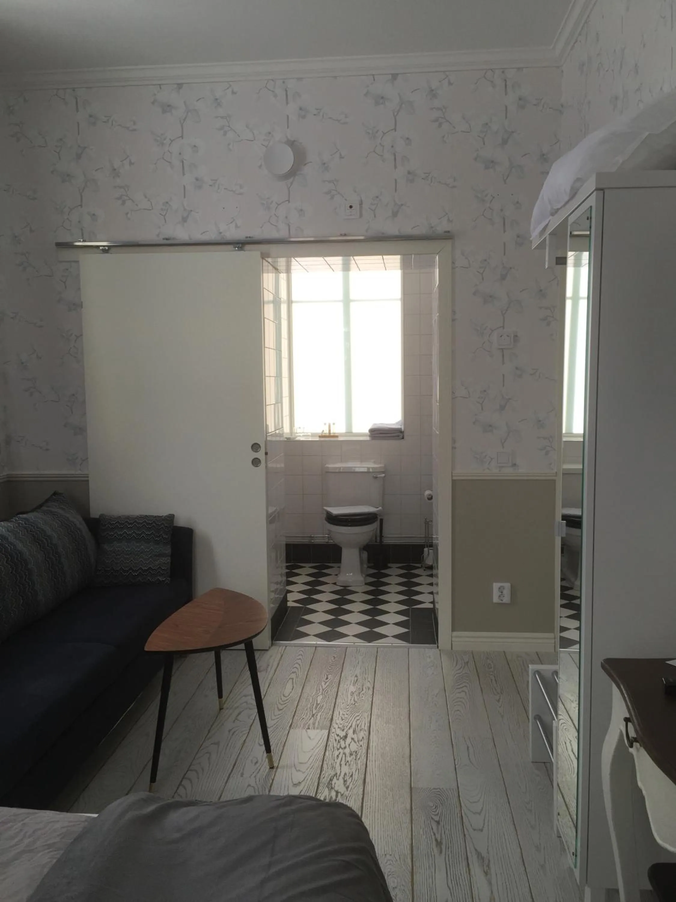 Photo of the whole room in Norrfly Herrgård