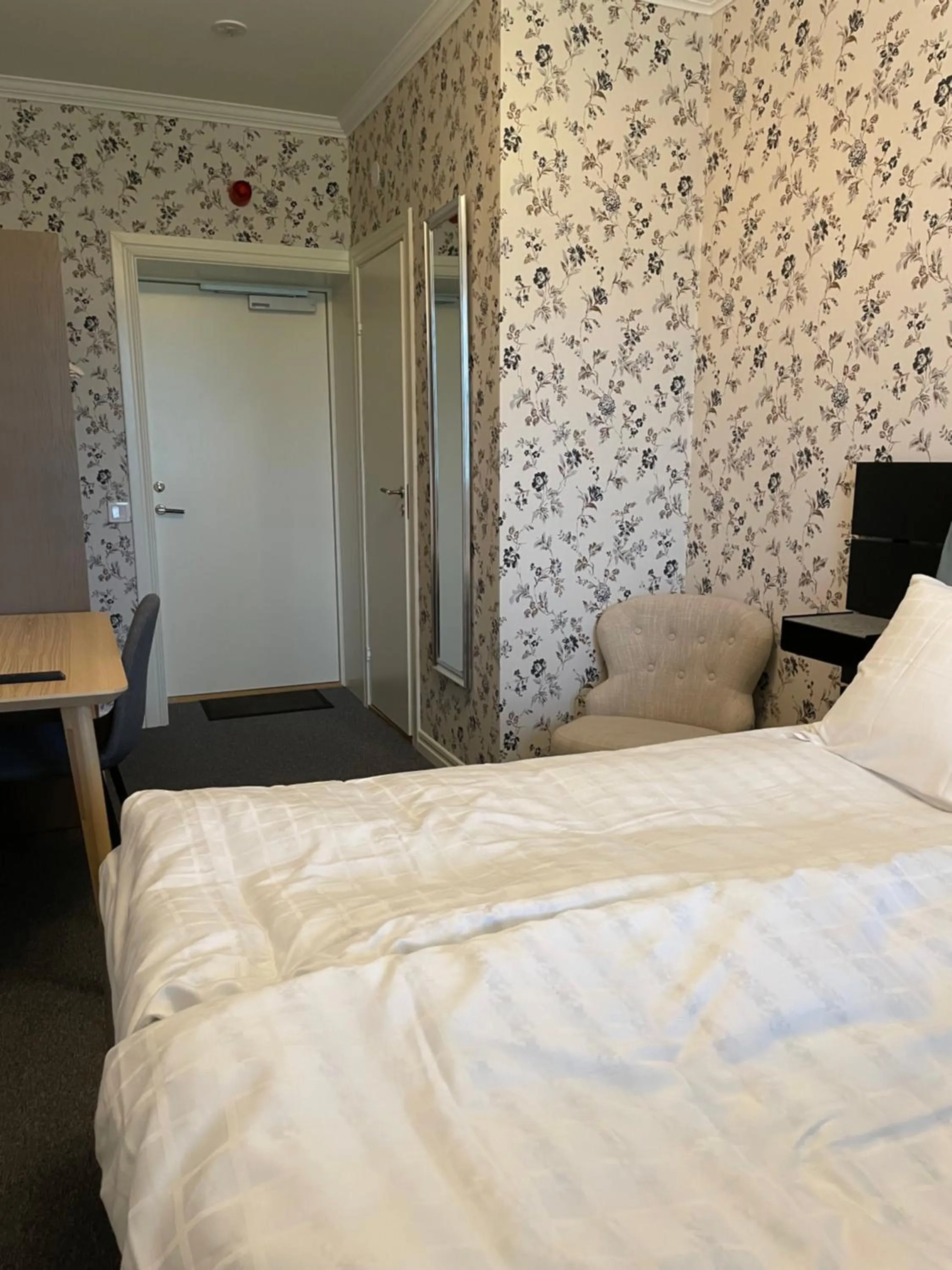 Photo of the whole room, Bed in Norrfly Herrgård