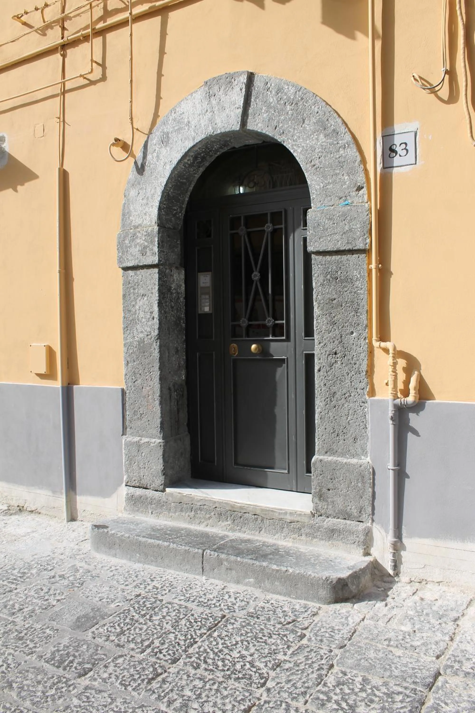 Property building in Il Portoncino
