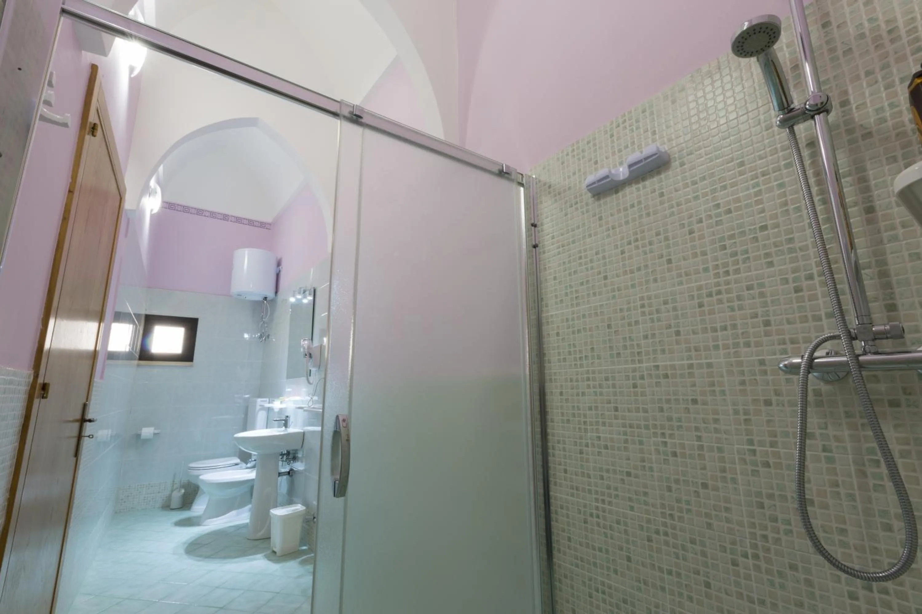 Shower in Le Dimore dei Messapi