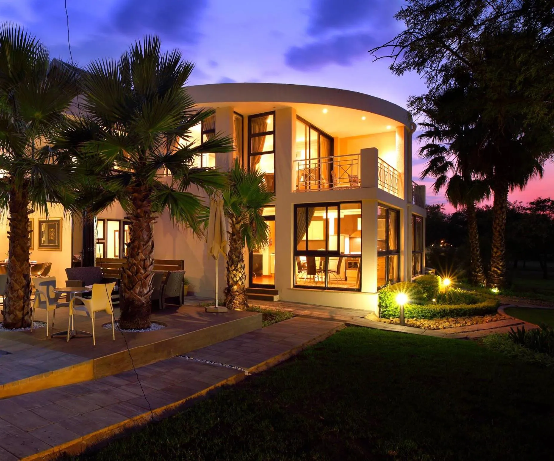 Facade/entrance in The Lakes Boutique Lodge