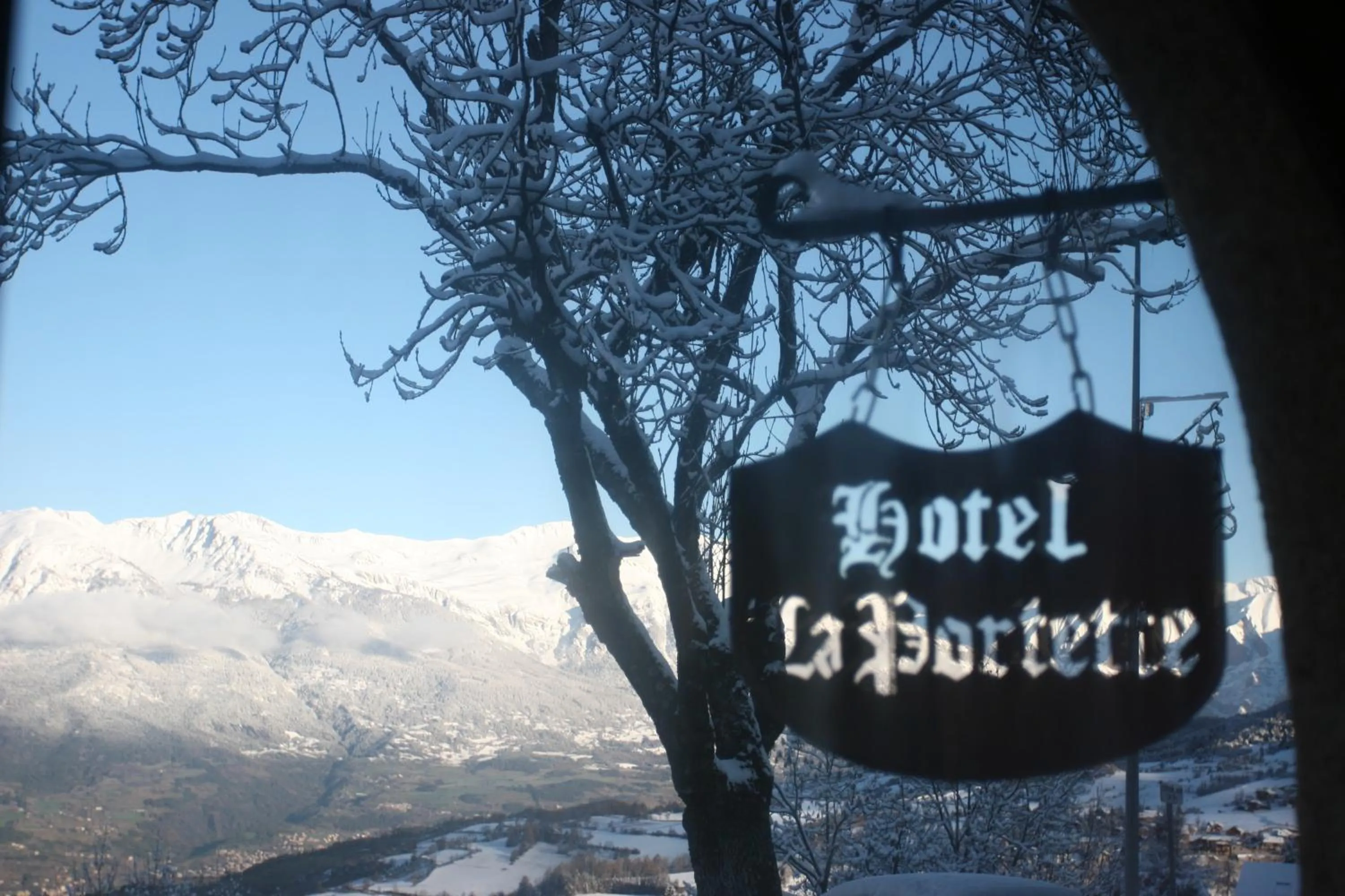 Property building in Hotel La Portette