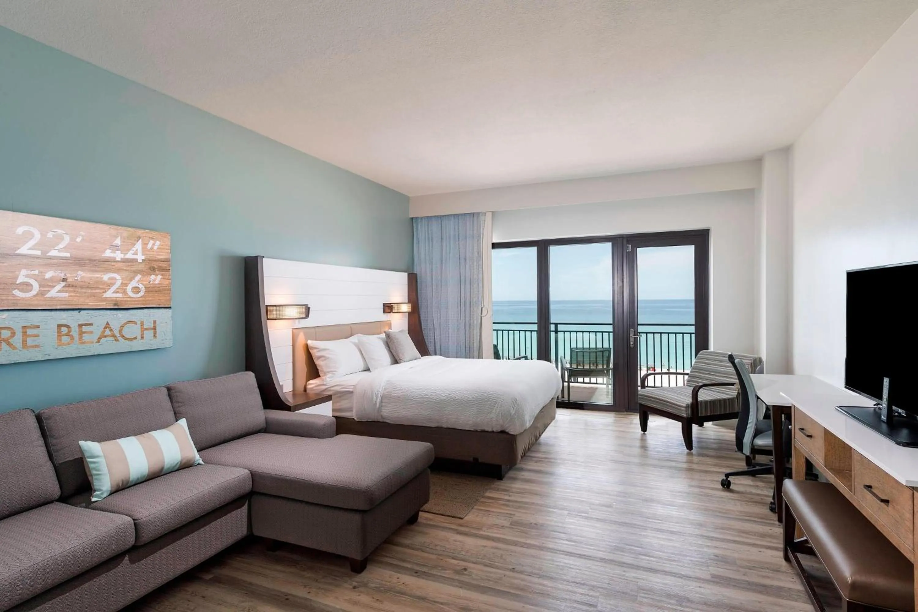 Bedroom, Bed in SpringHill Suites by Marriott Navarre Oceanfront