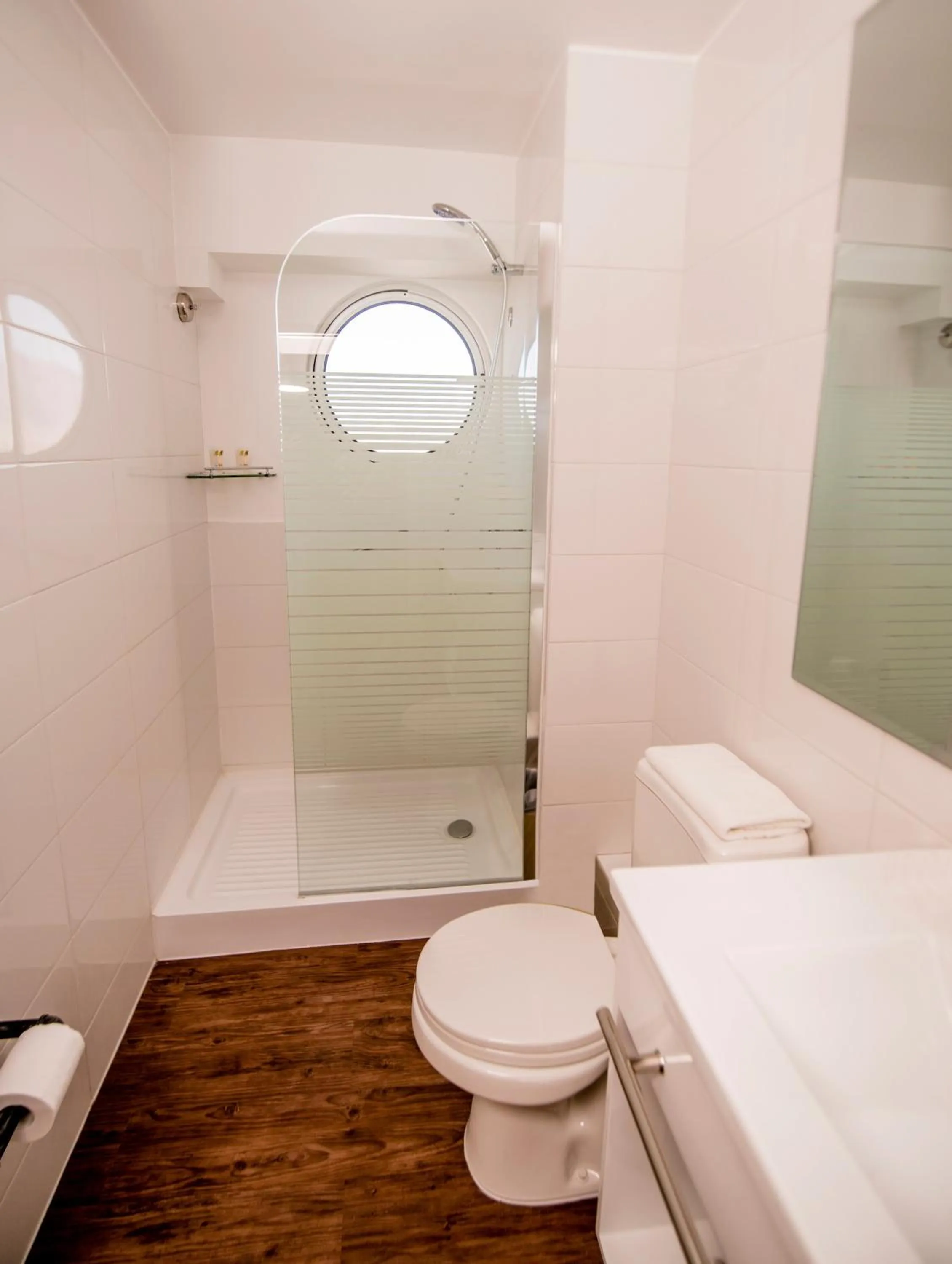 Shower in Gran Cavancha Hotel & Apartment