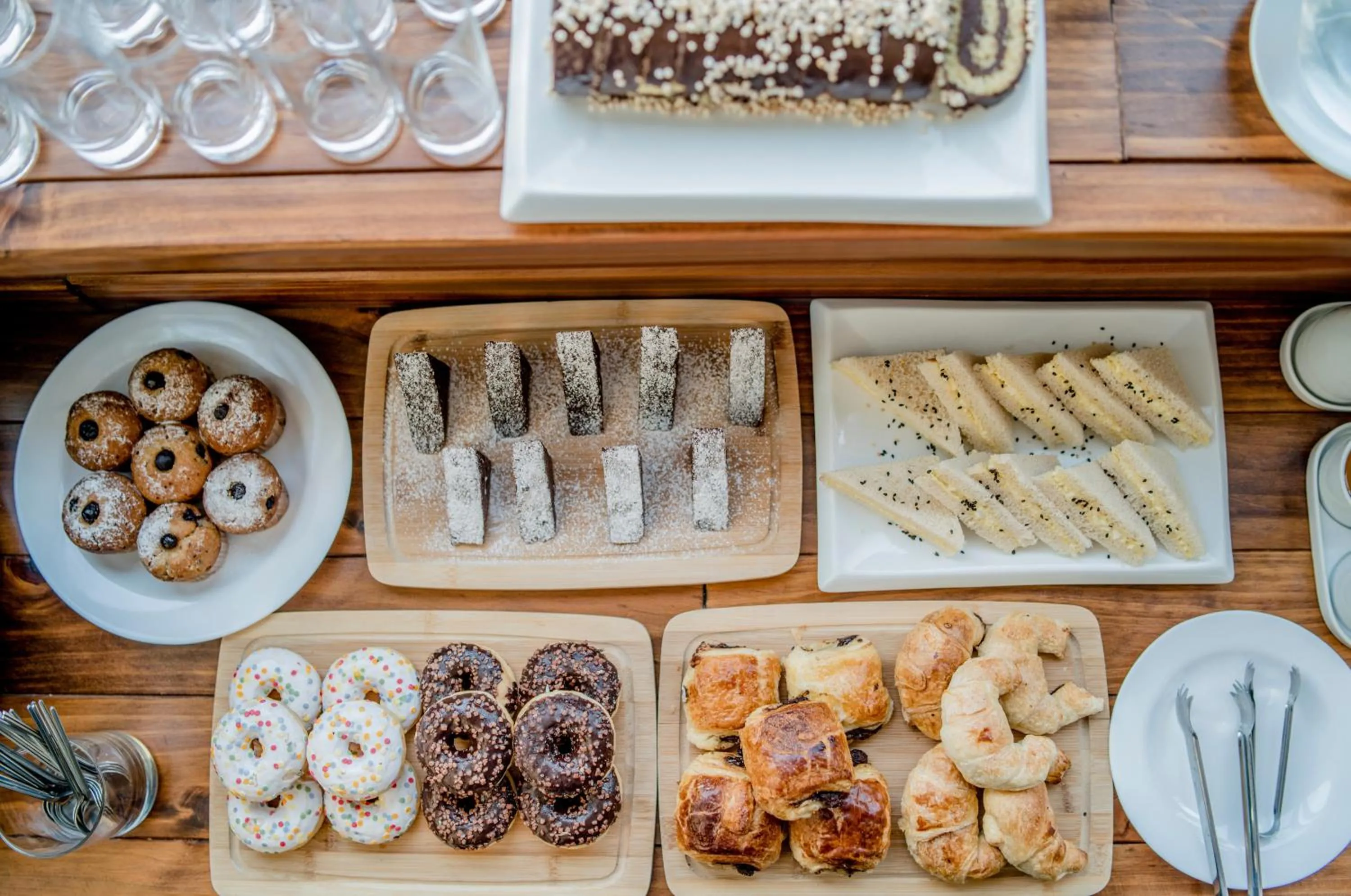 Buffet breakfast in Gran Cavancha Hotel & Apartment