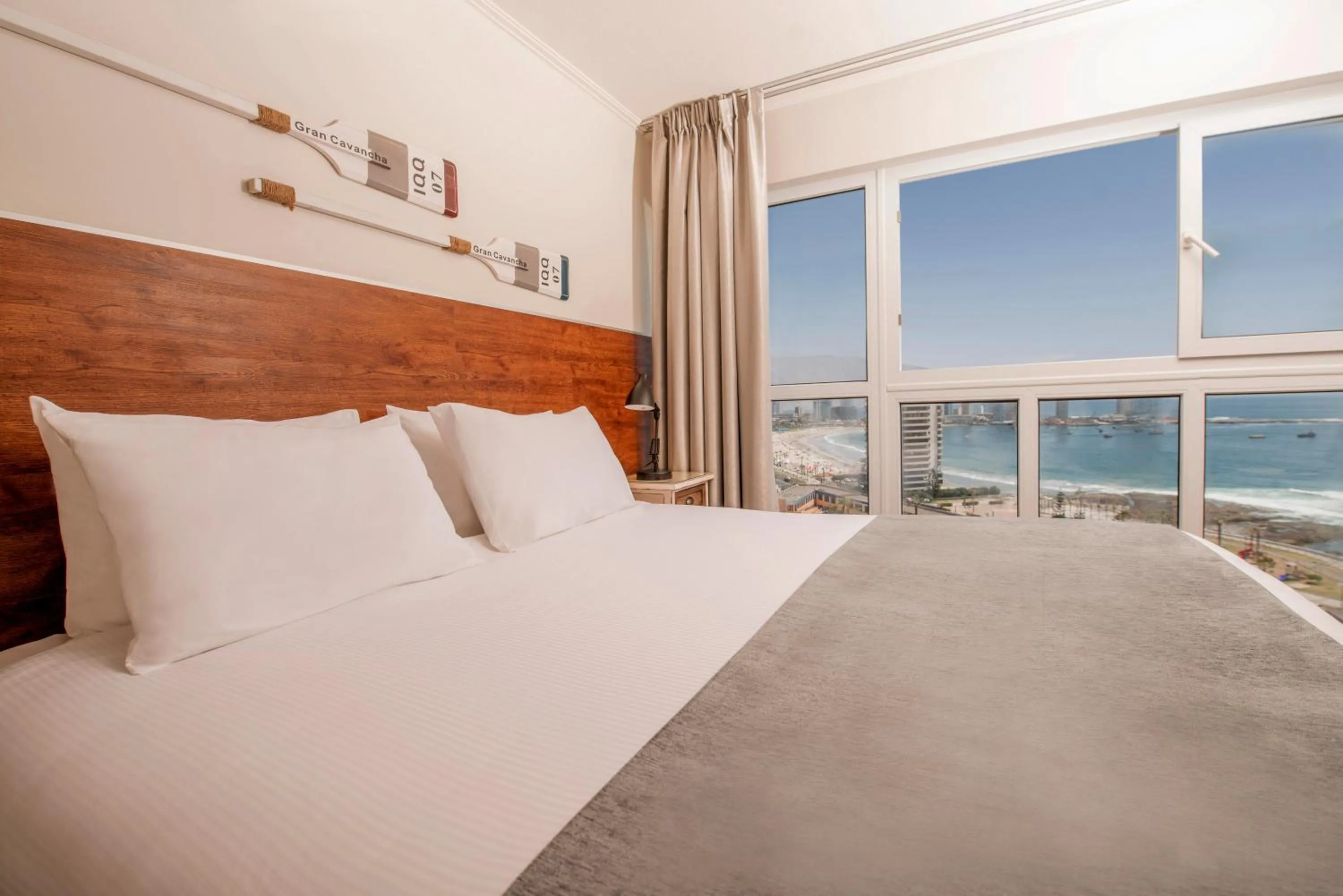 Photo of the whole room, Bed in Gran Cavancha Hotel & Apartment