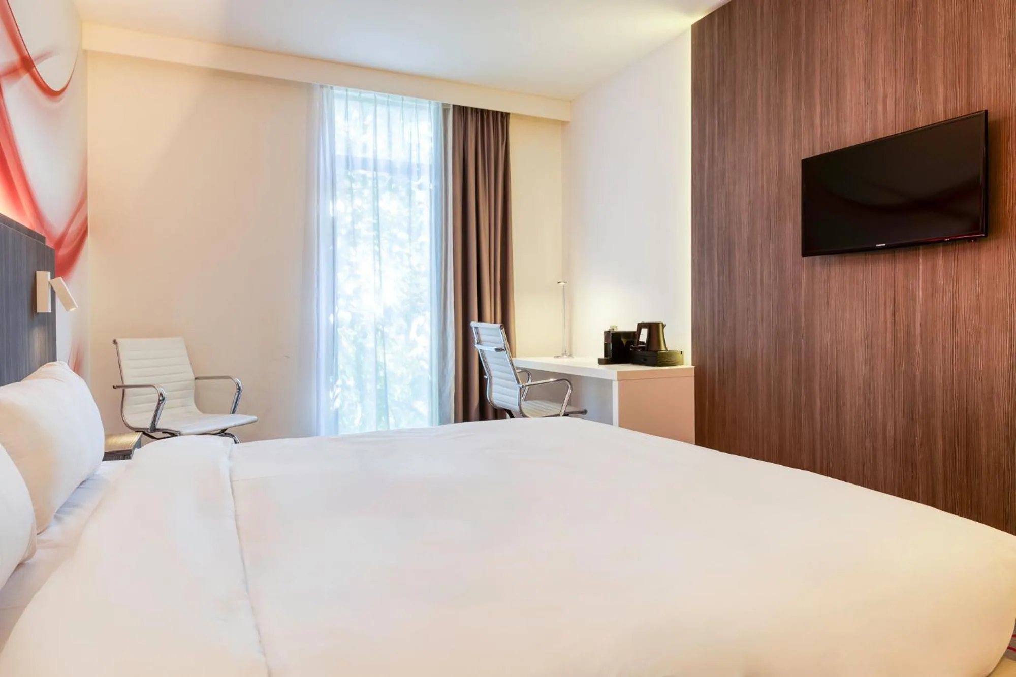 Bedroom, Bed in B&B HOTEL Mons Centre