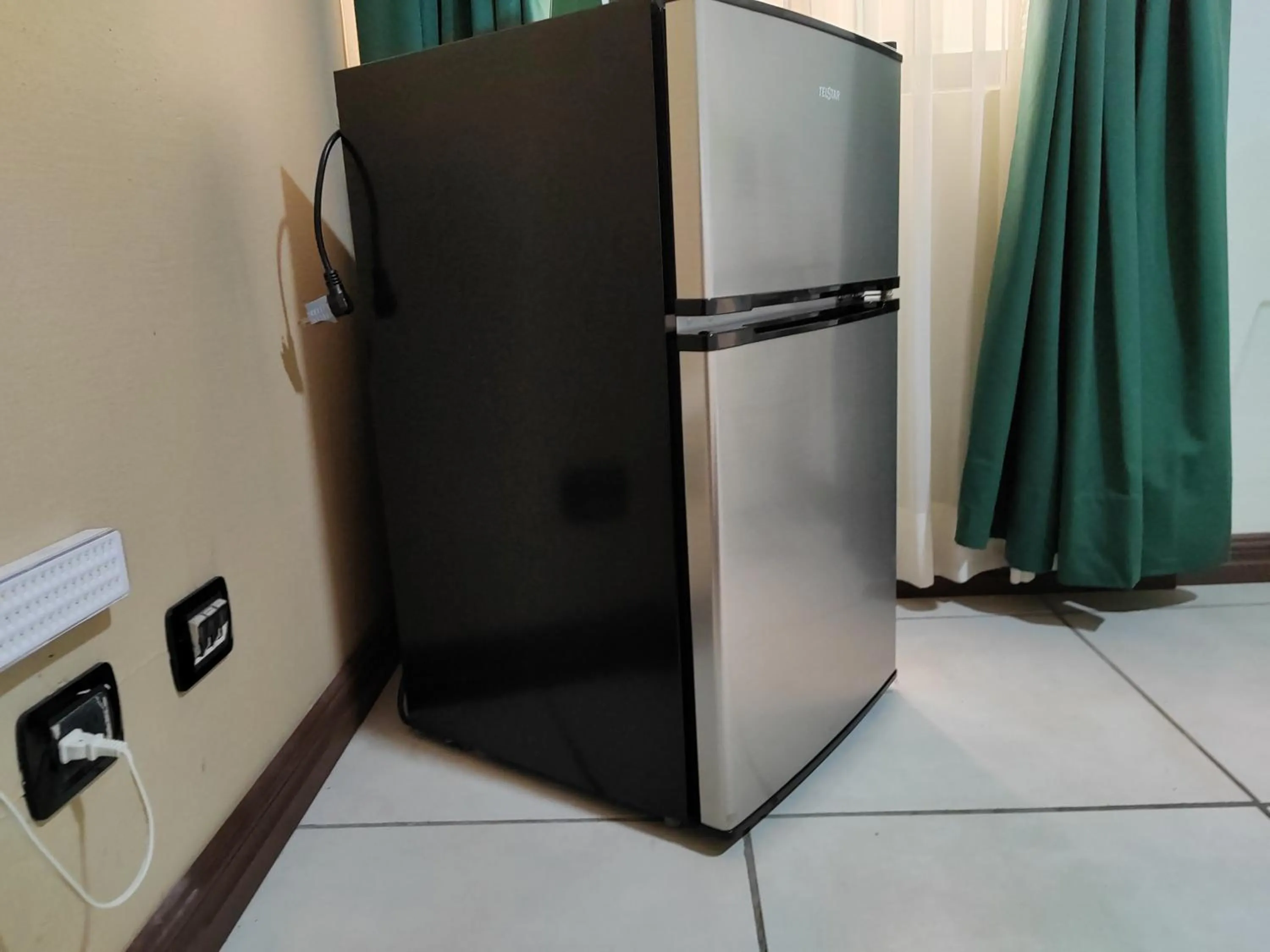 minibar in Hotel Bamboo Aeropuerto