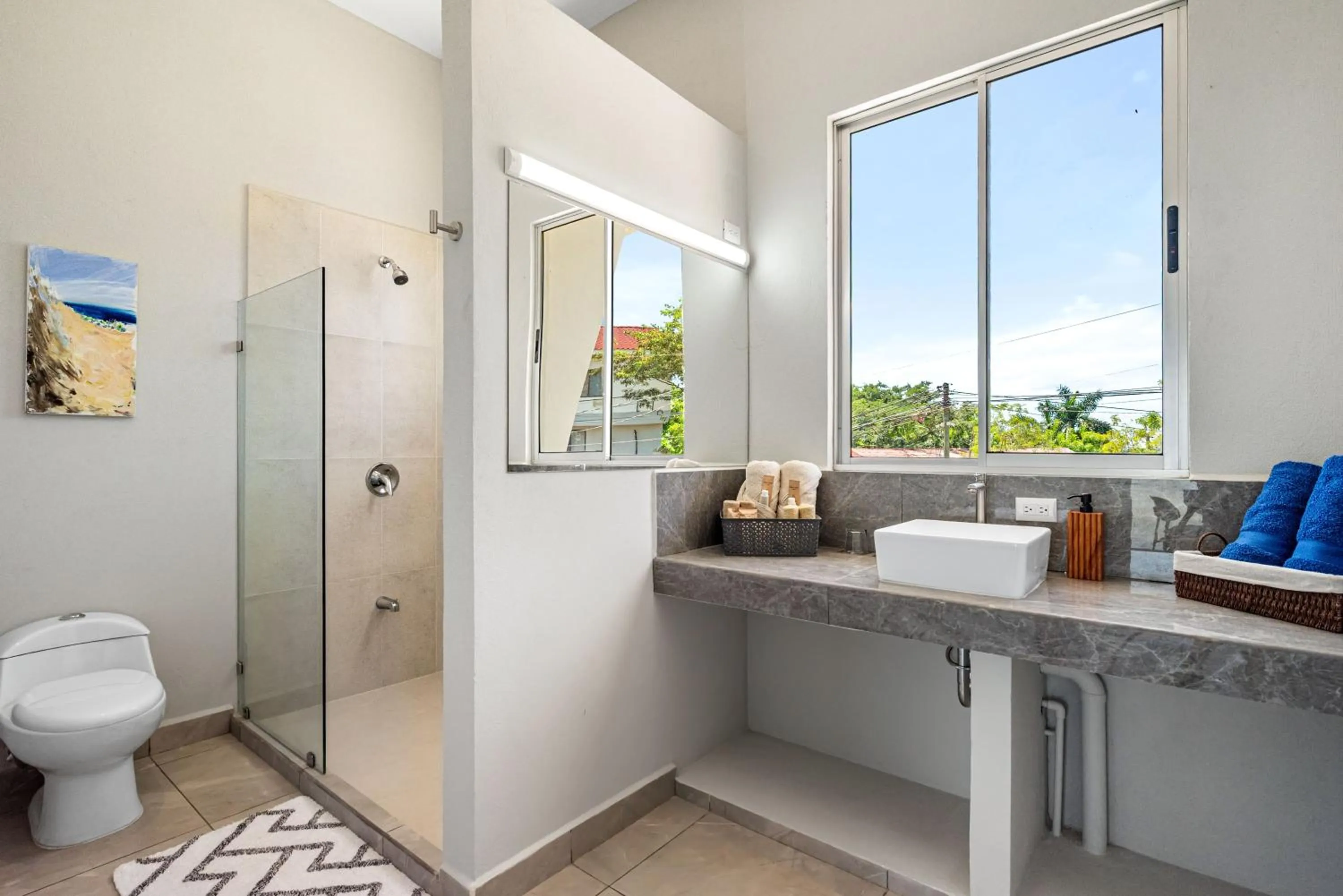 Shower in La Ramona Charming Hotel