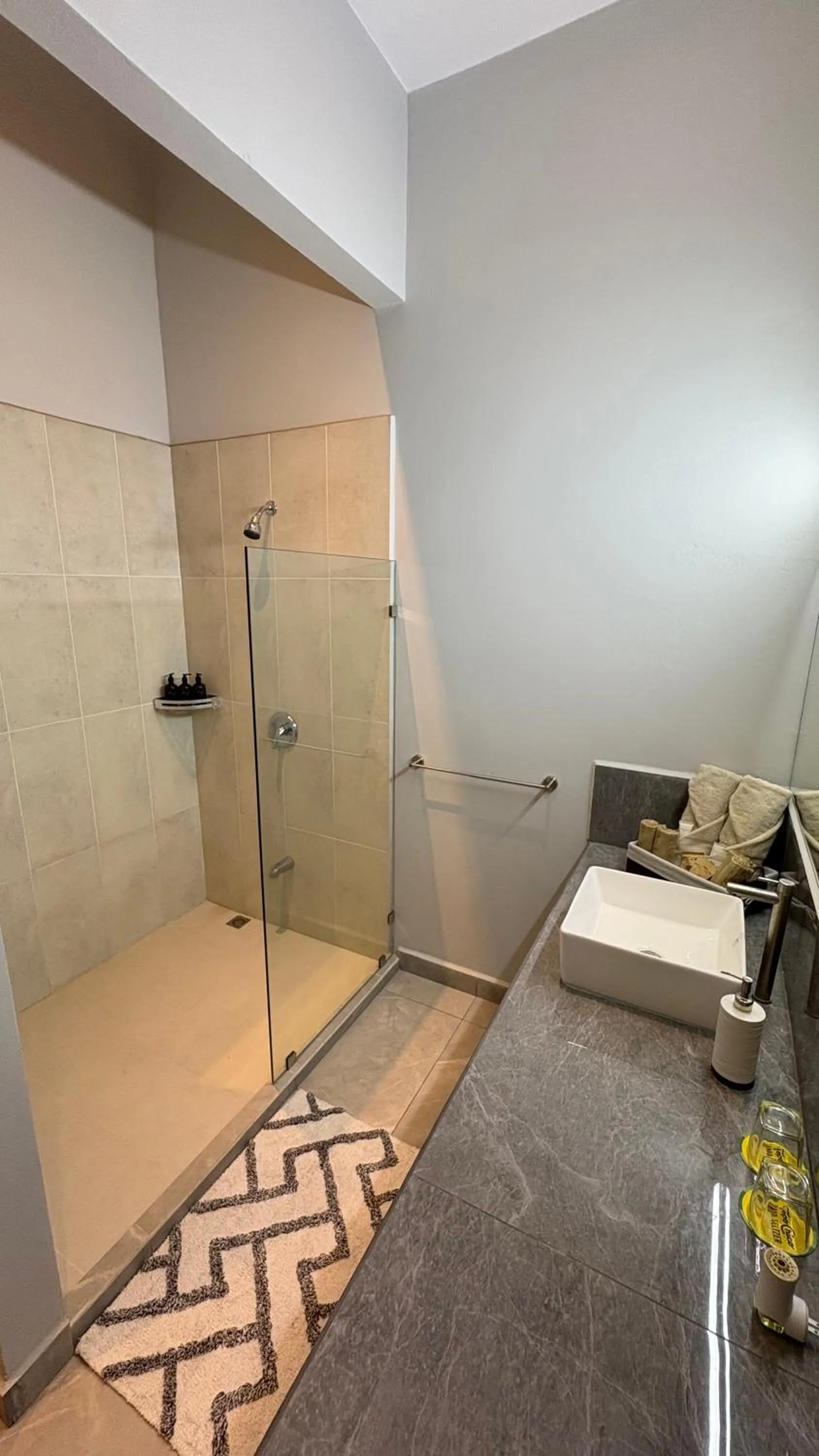 Shower in La Ramona Charming Hotel