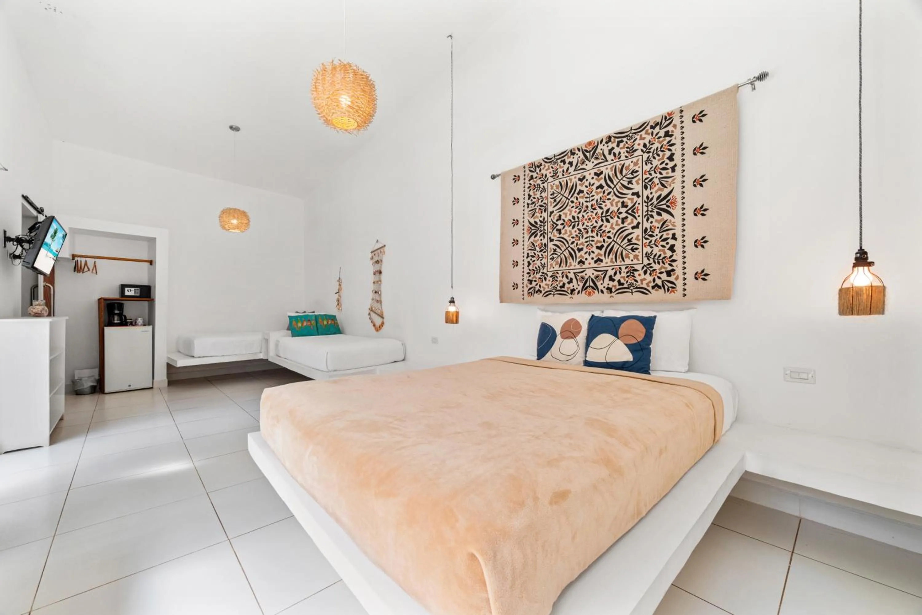 Bed in La Ramona Charming Hotel