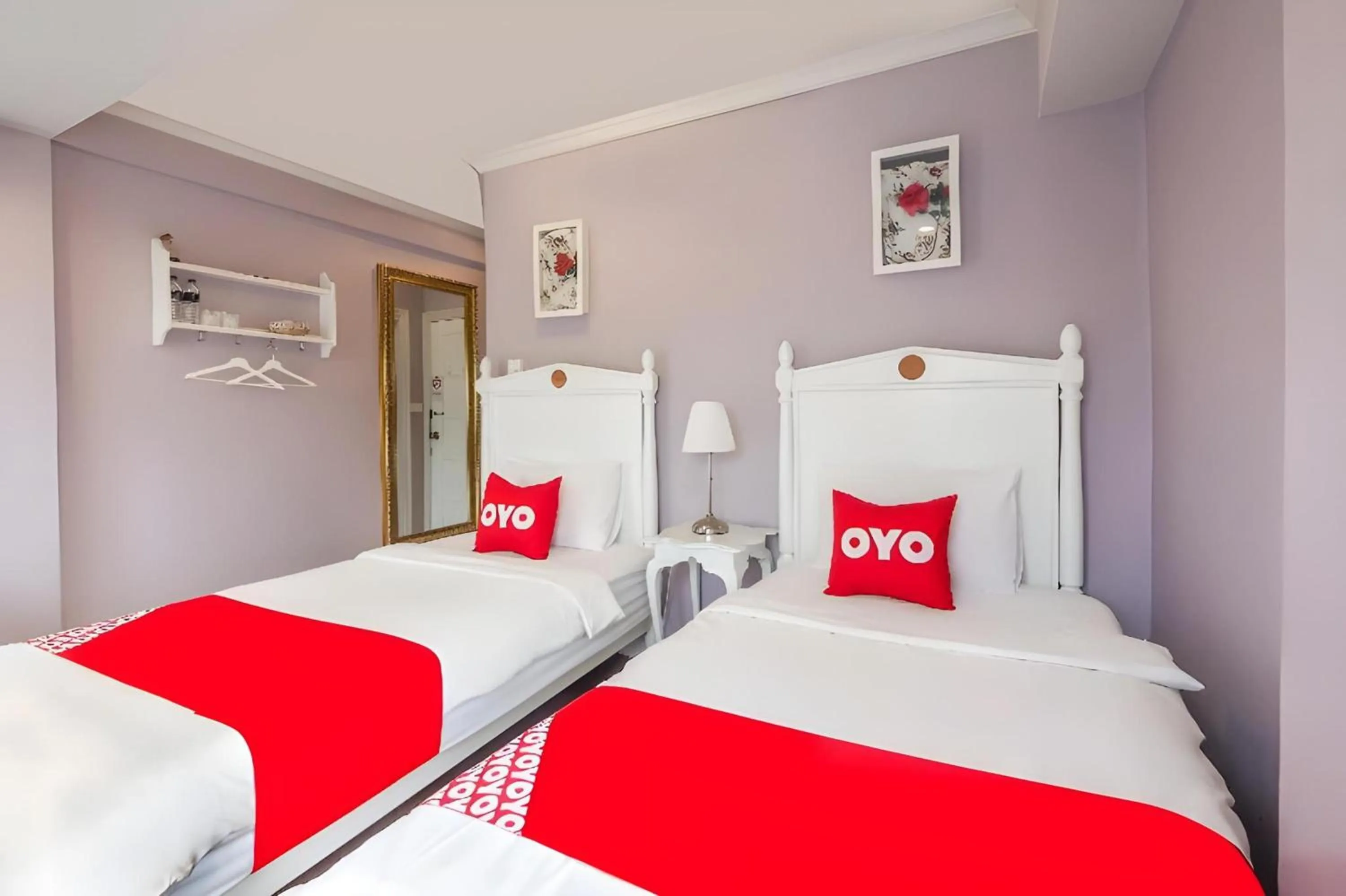Photo of the whole room, Bed in OYO 899 Villa De Hun