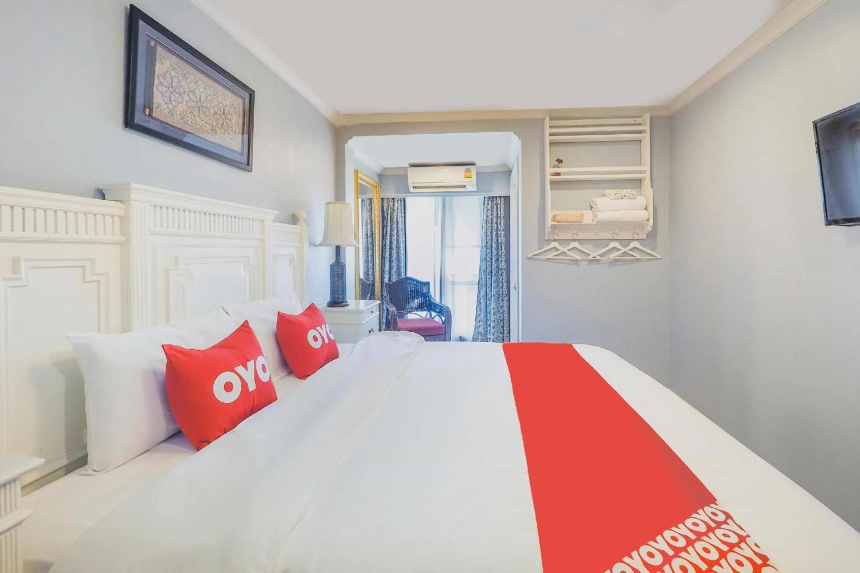 Photo of the whole room, Bed in OYO 899 Villa De Hun