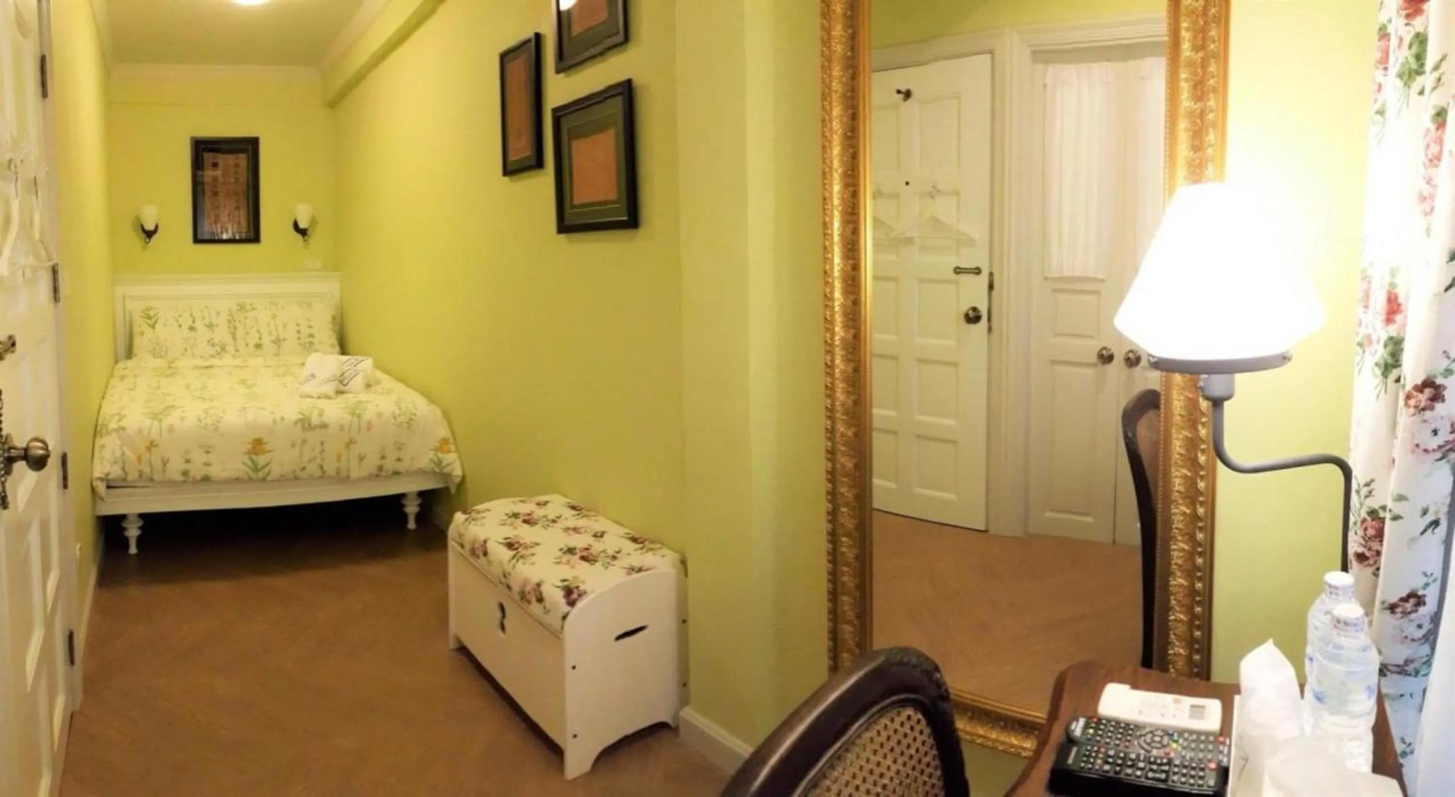 Photo of the whole room, Bed in OYO 899 Villa De Hun