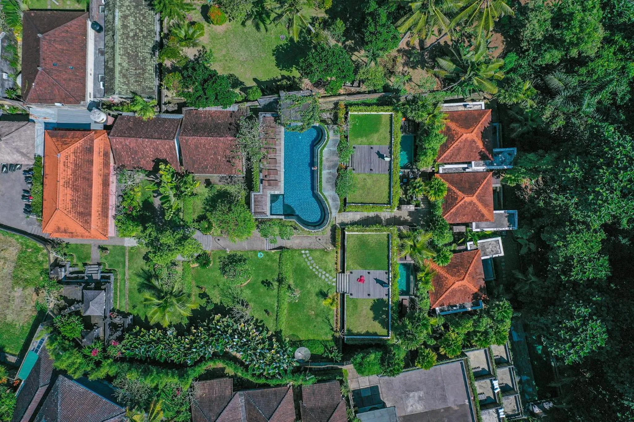 Property building in Tirta Arum