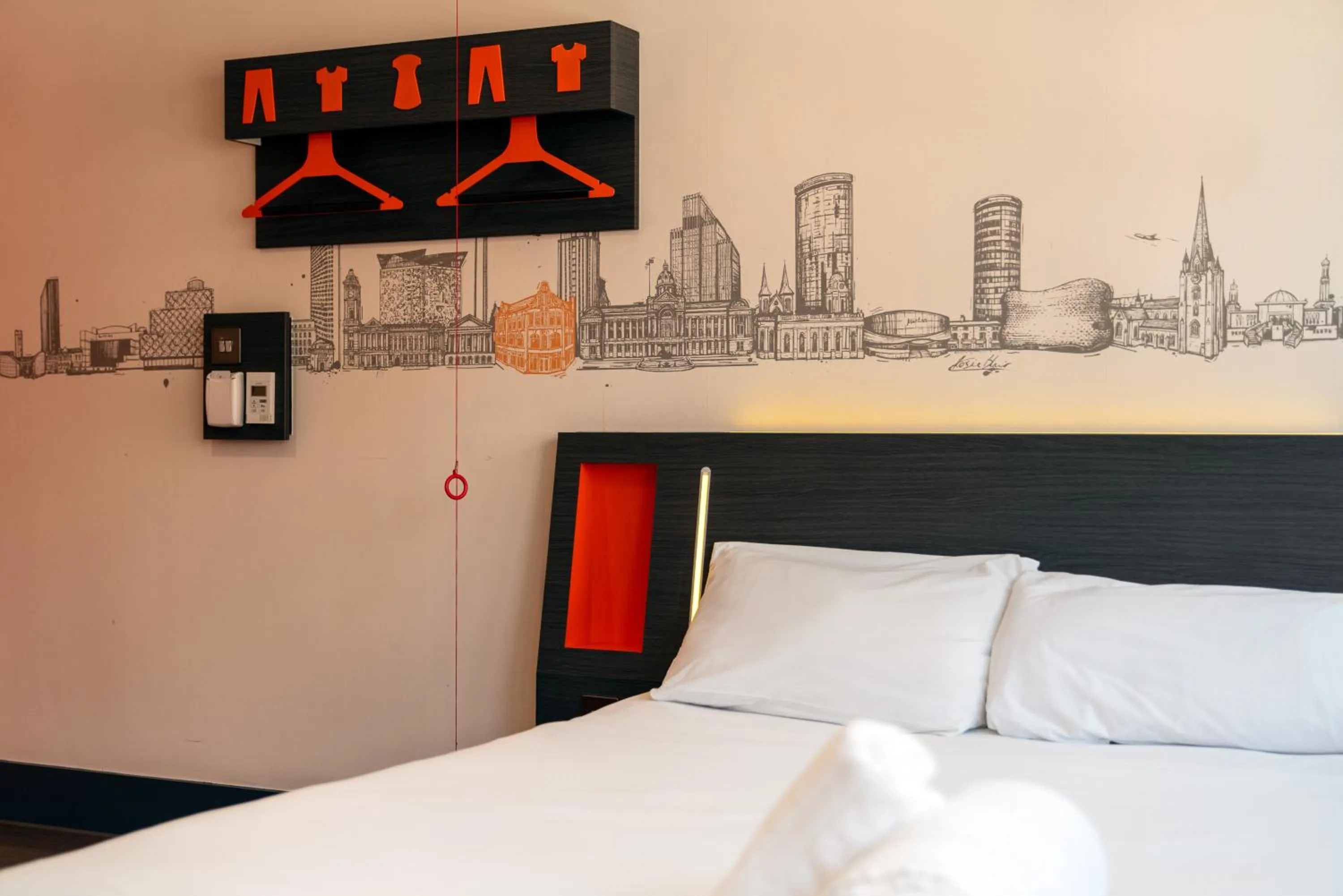 Bedroom, Bed in easyHotel Birmingham