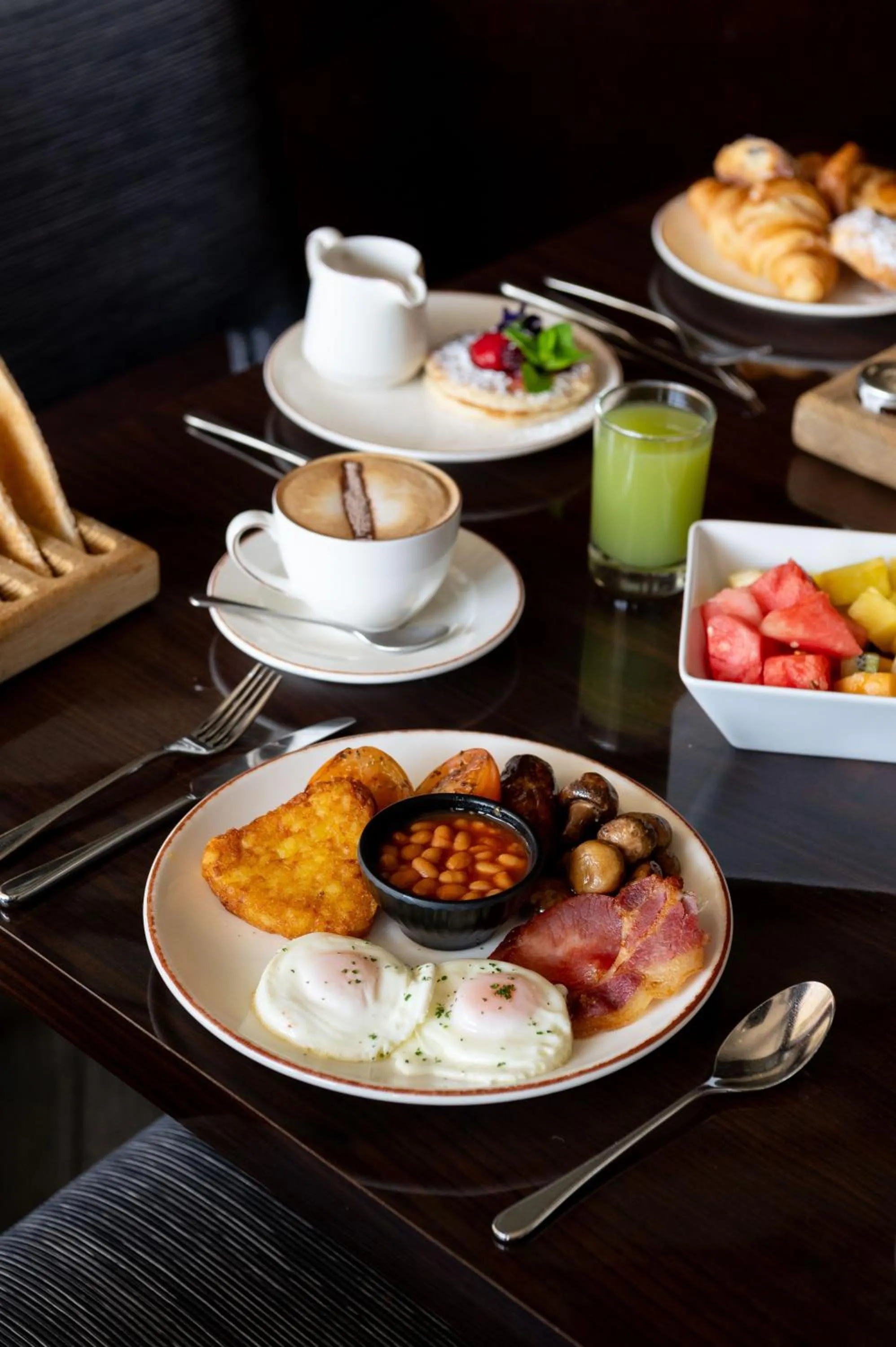 Breakfast in Radisson Blu Hotel, London Heathrow
