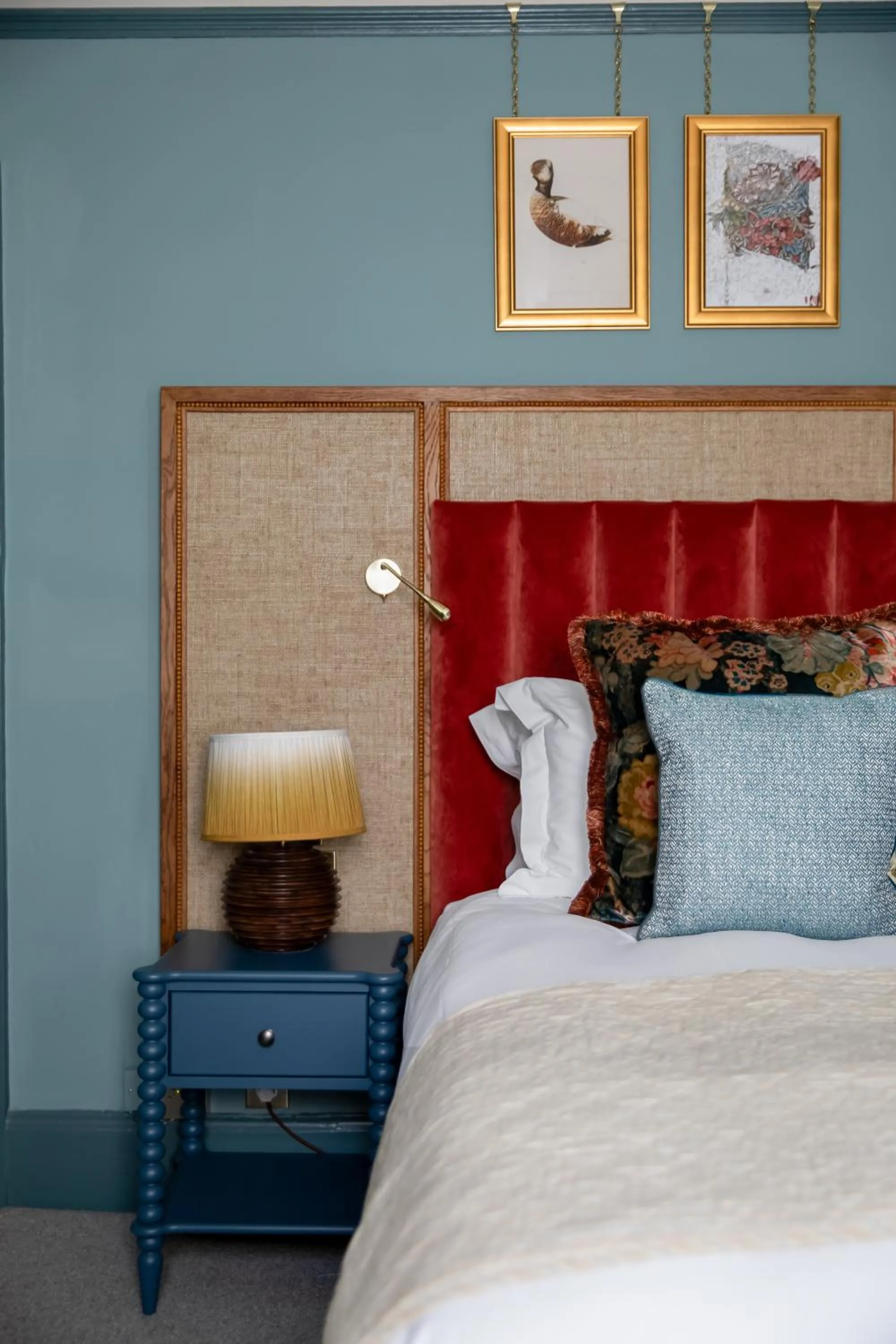 Bedroom, Bed in Red Lion Hotel