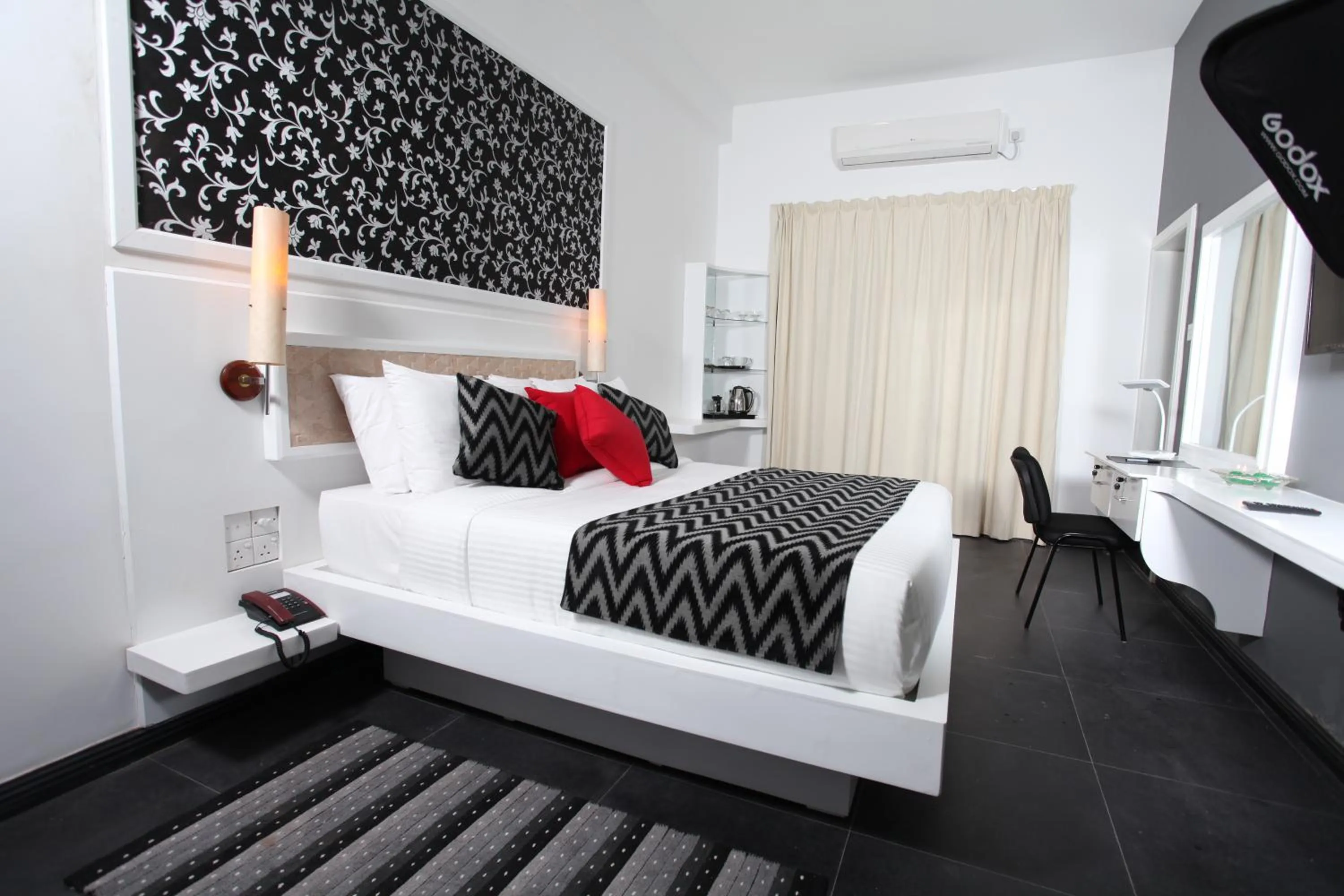 Photo of the whole room, Bed in Ayaana Boutique Hotel