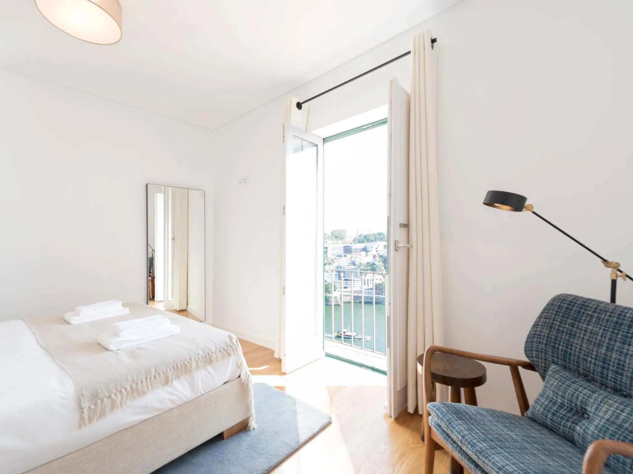 Bedroom, Bed in Arco Apartments