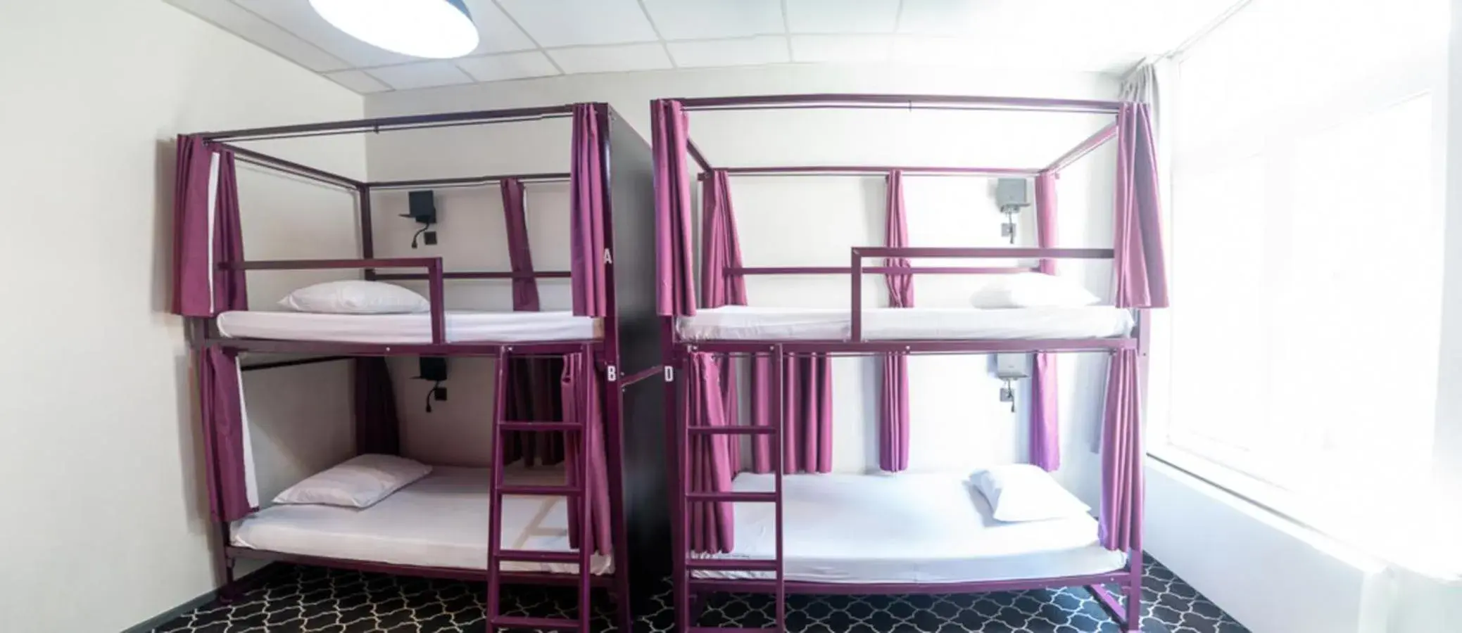 8-Bed Private Room Ensuite in Safestay Brussels Grand Place 8-Bed Private Room Ensuite in Safestay Brussels Grand Place