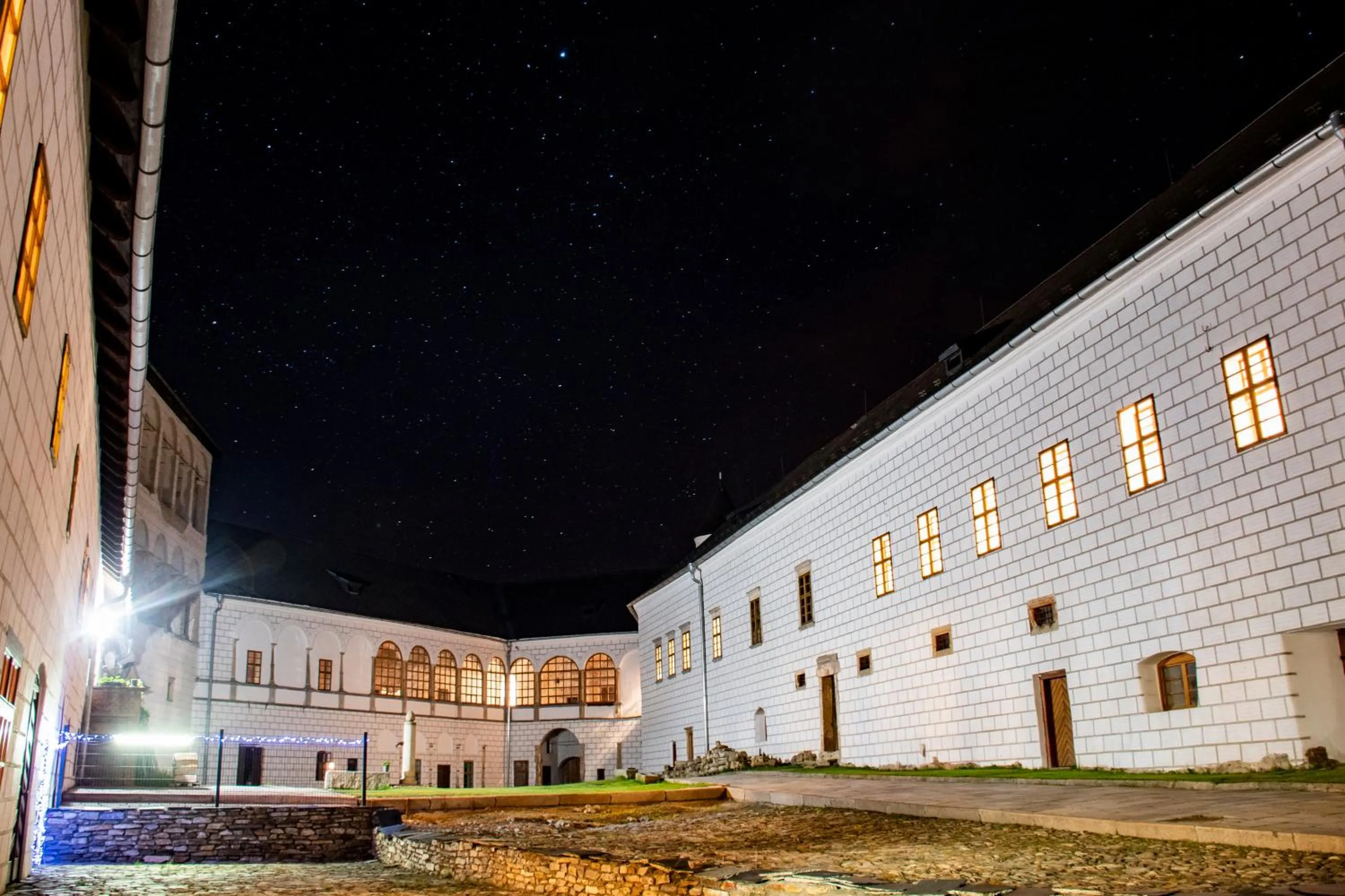 Garden in zámek Kolštejn - hotel Chateau Goldenstein