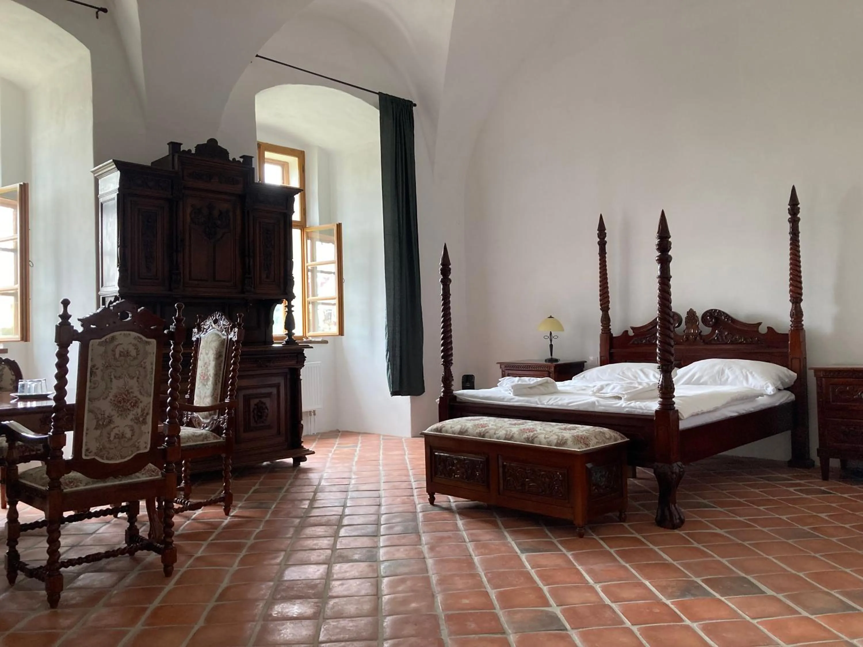 Bed in zámek Kolštejn - hotel Chateau Goldenstein