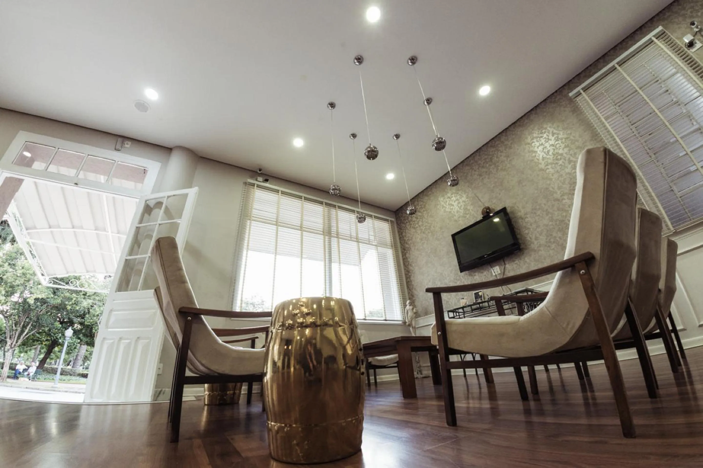 Communal lounge/ TV room in MOVA Hotel D'oeste - Localizado em frente a Praça Principal da Cidade, na área Central - Pé na Praça