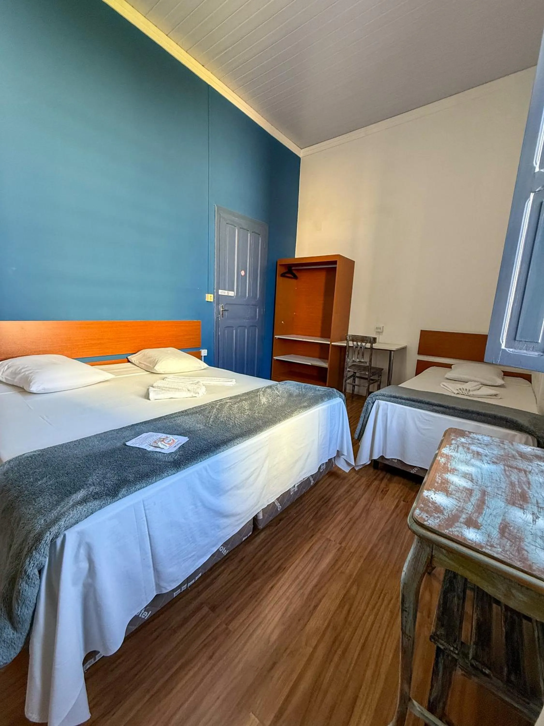 Bedroom, Bed in MOVA Hotel D'oeste - Localizado em frente a Praça Principal da Cidade, na área Central - Pé na Praça
