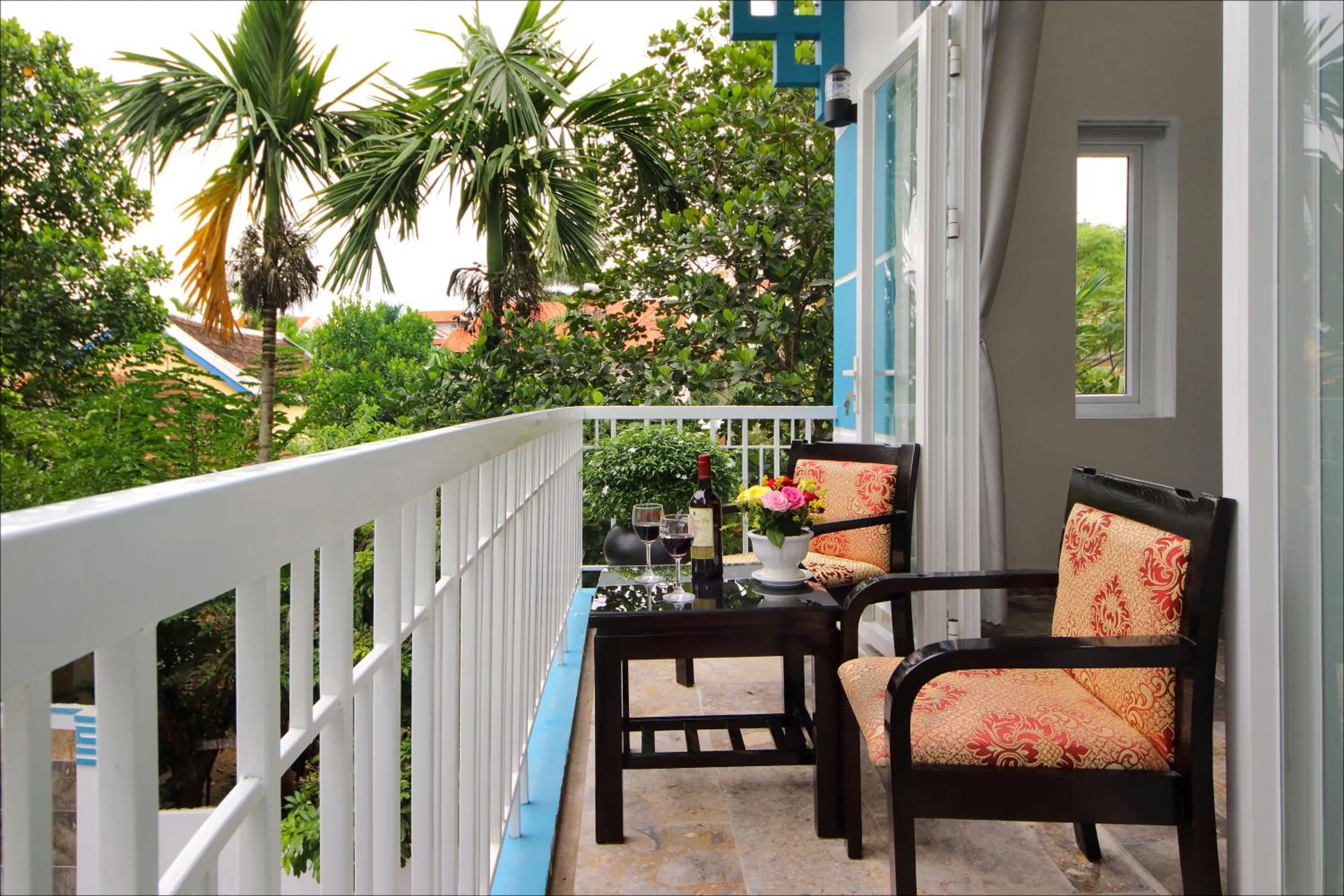 Shower in Lucky Leaf Hoian Villa
