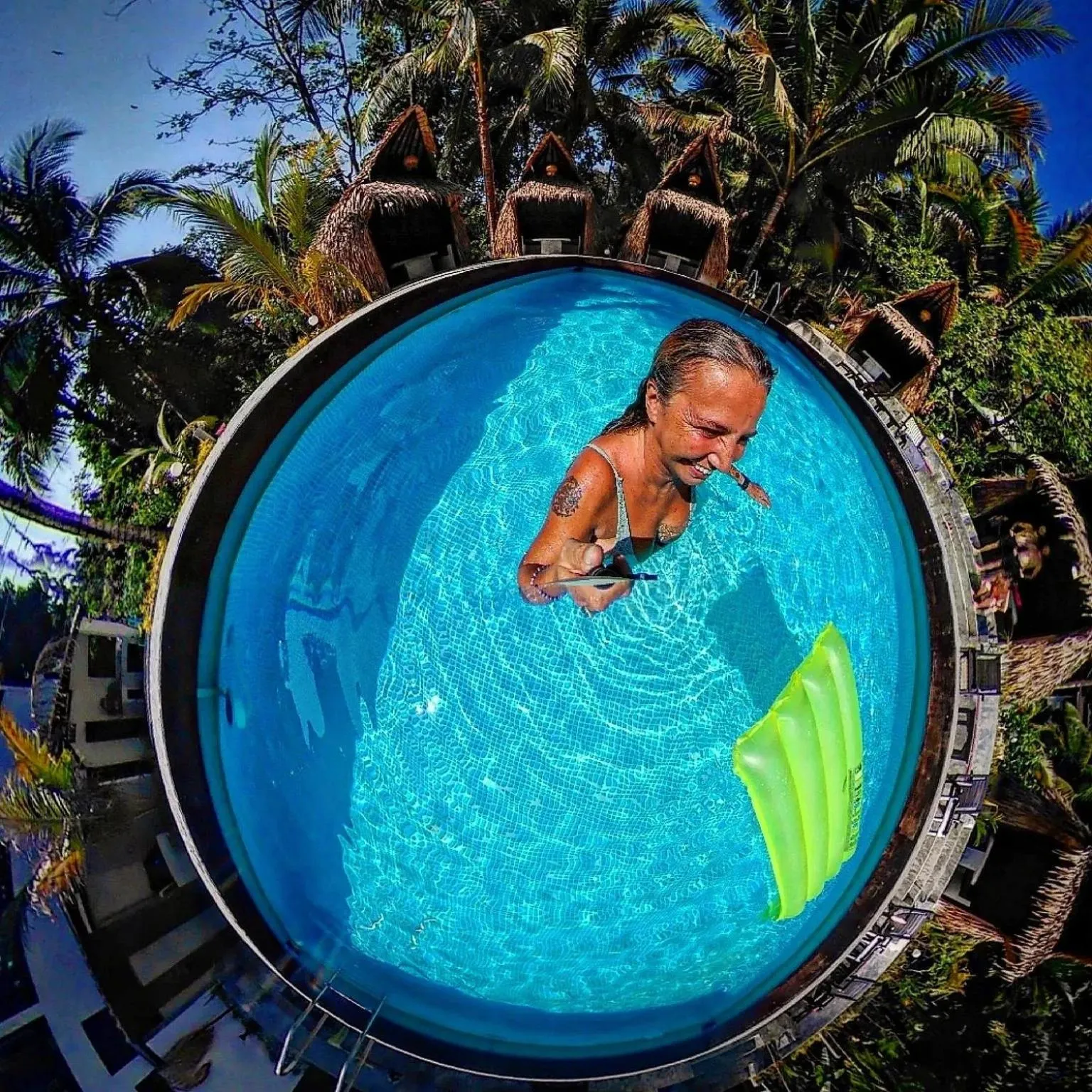 Swimming pool in Flower Power Farm Village