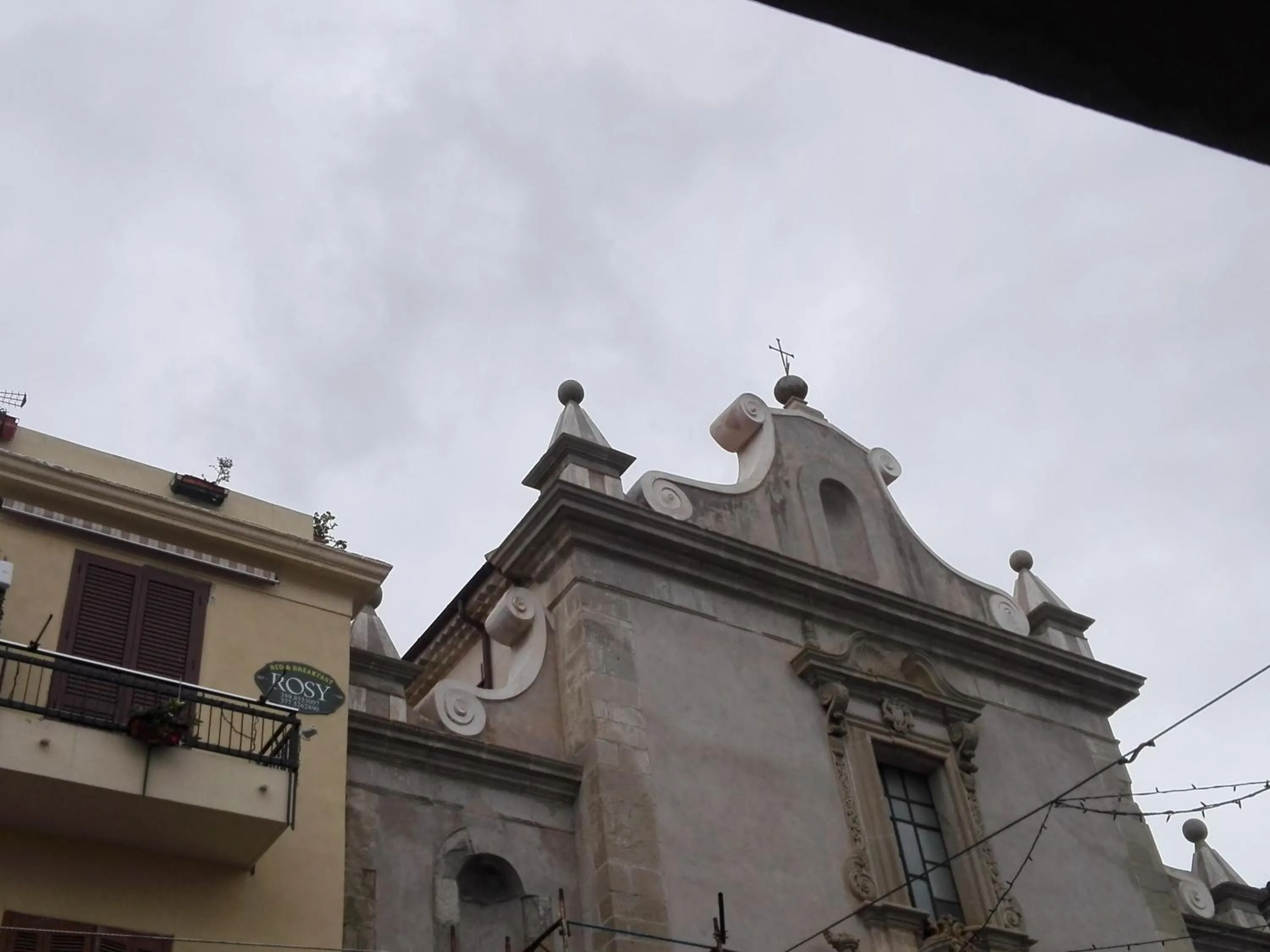 Property building in B&B Rosy