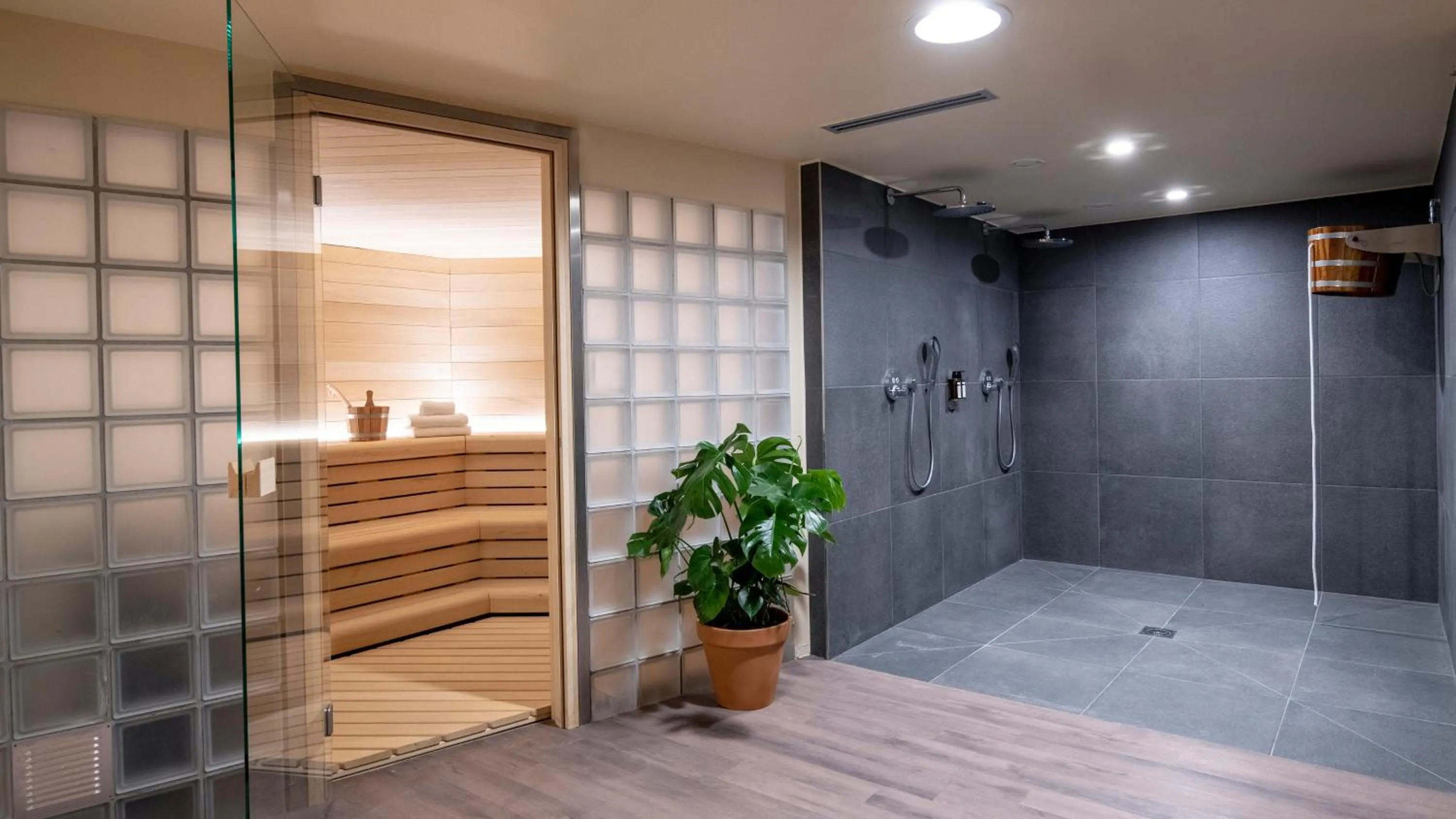Sauna in Hotel Indigo Brussels - City by IHG
