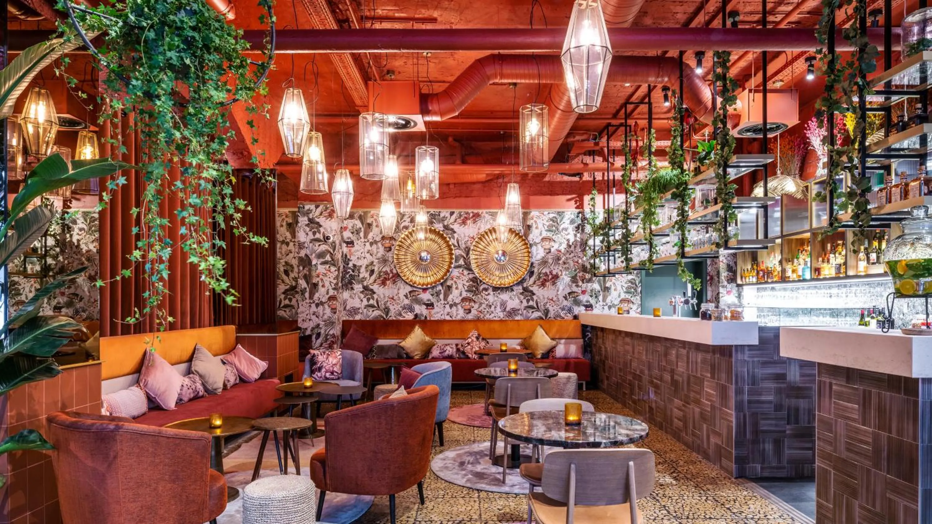 Lounge or bar in Hotel Indigo Brussels - City by IHG