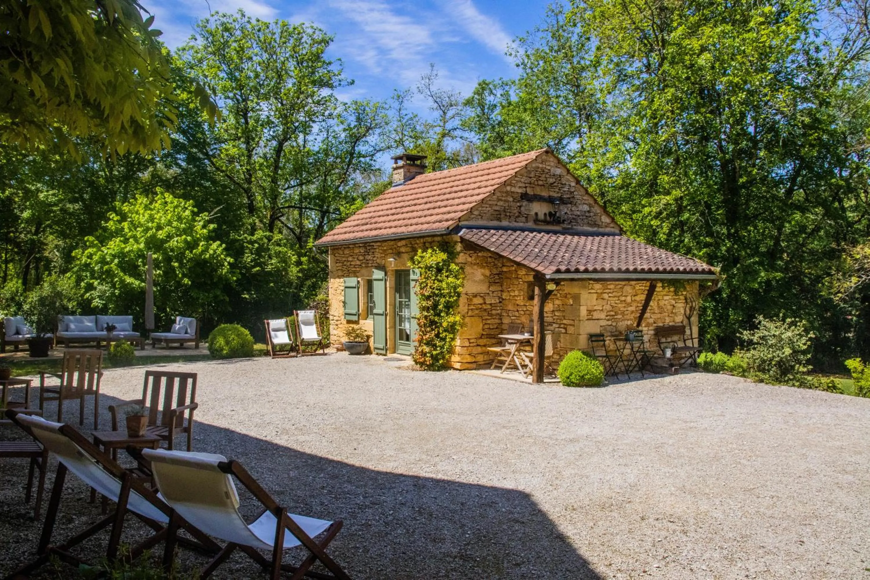 Photo of the whole room in La Closerie de Sarlat Maison d hôtes de charme