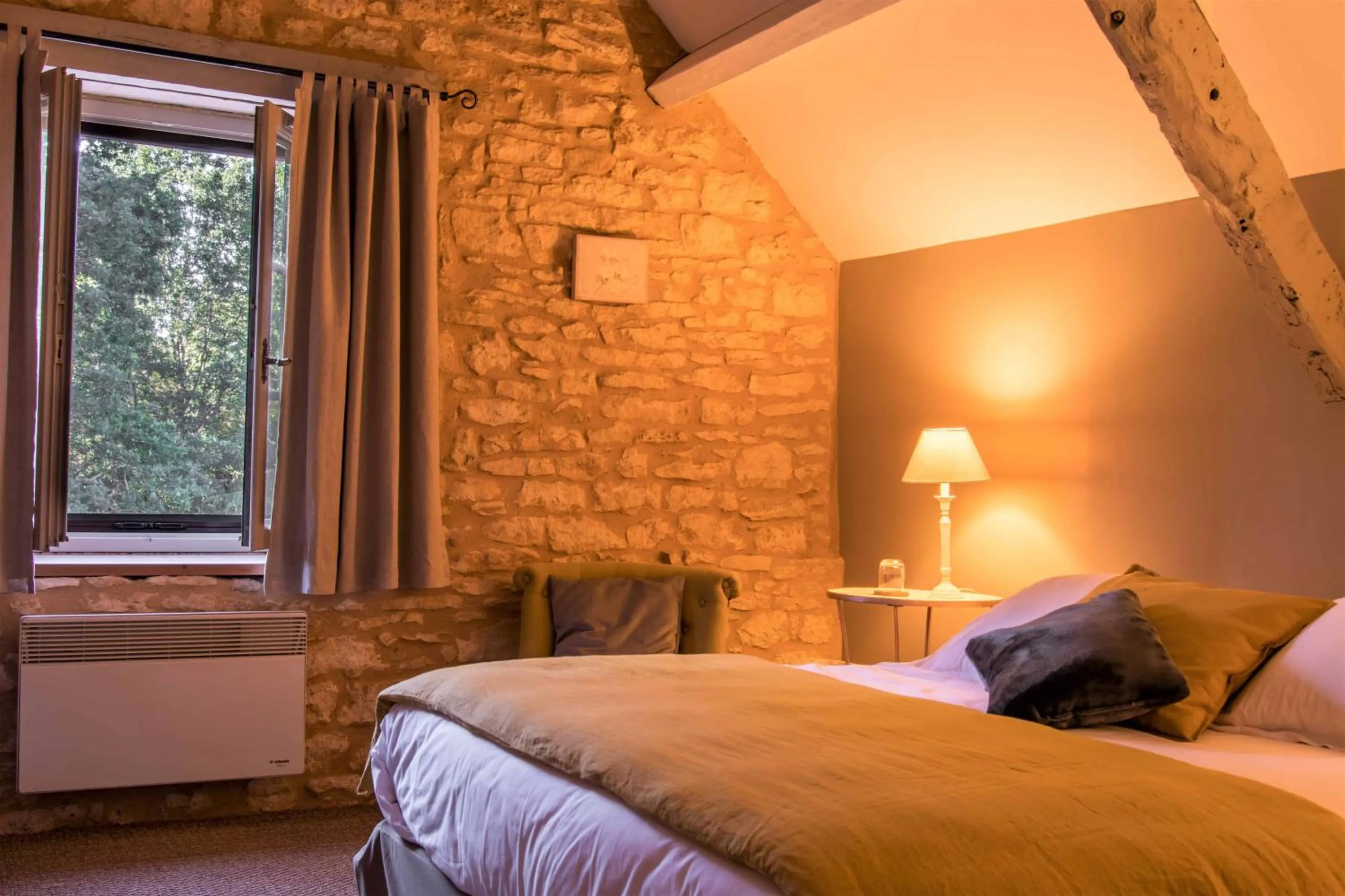 Photo of the whole room, Bed in La Closerie de Sarlat Maison d hôtes de charme