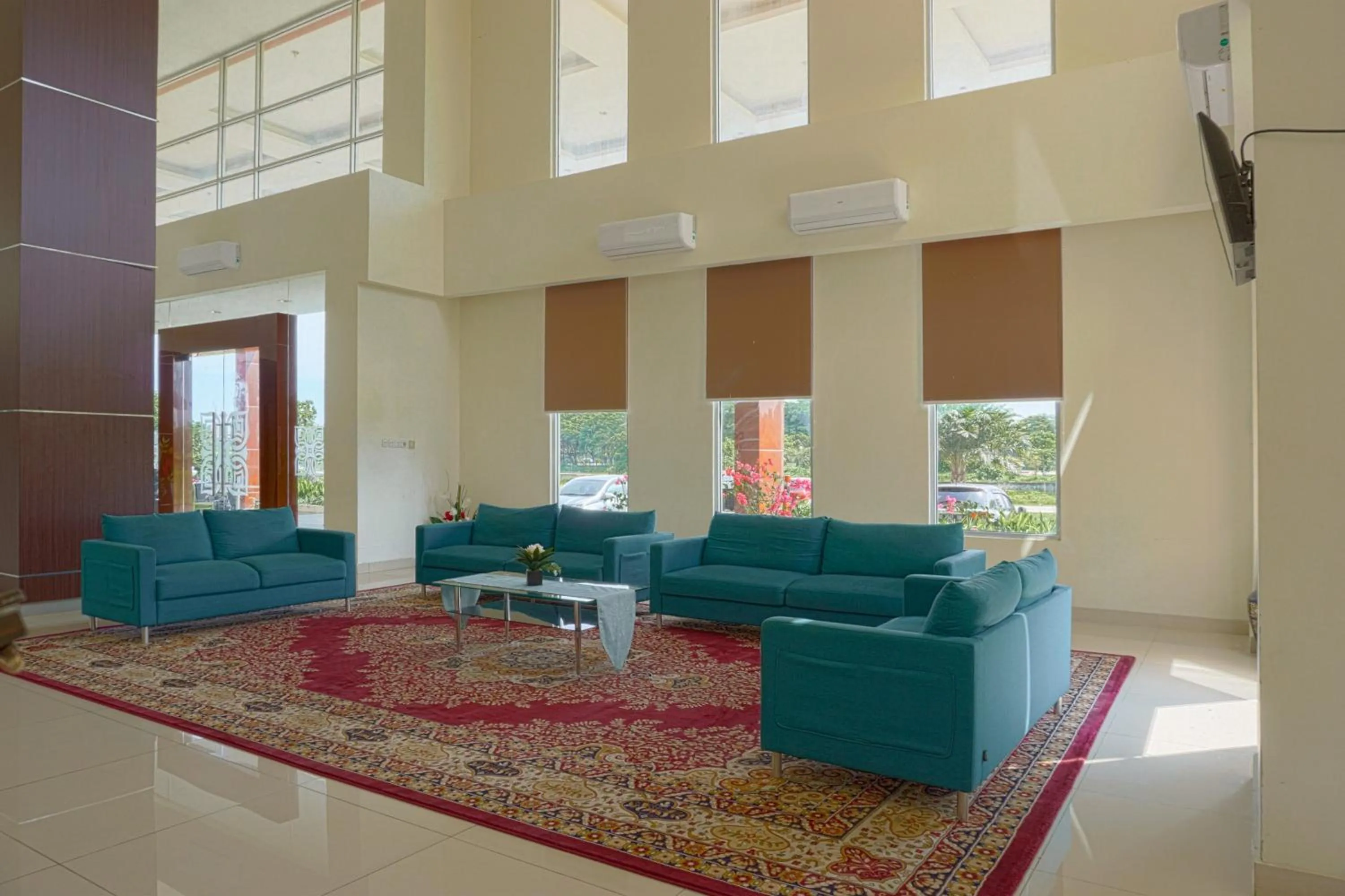 Lobby or reception in Liberta Hotel Grand Sayang Makassar